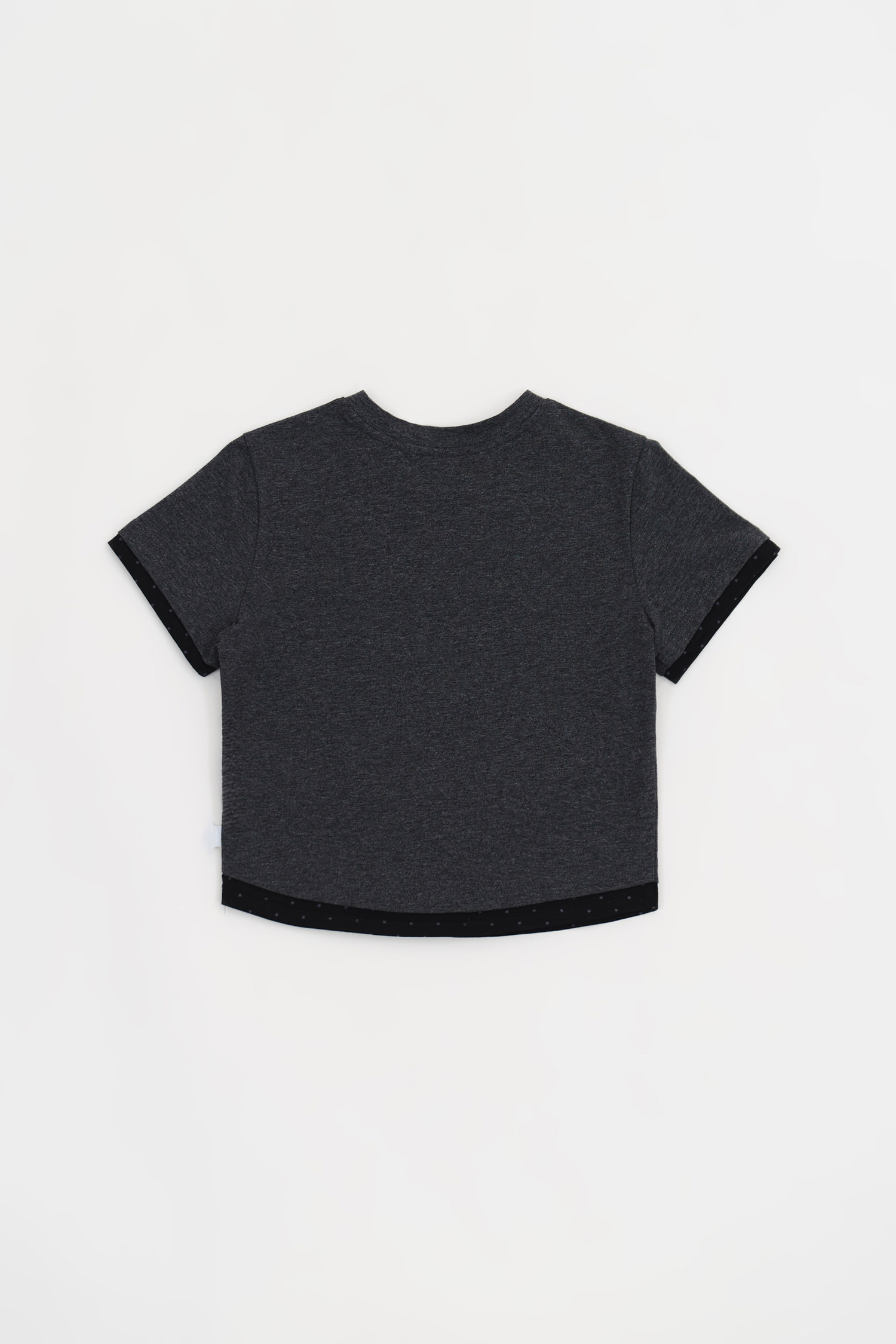 【台灣】USAHANA 貼身 Tee（深灰）