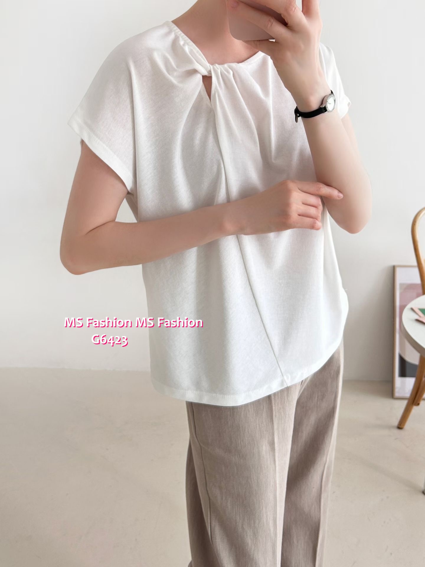 G6423 簡約扭結top