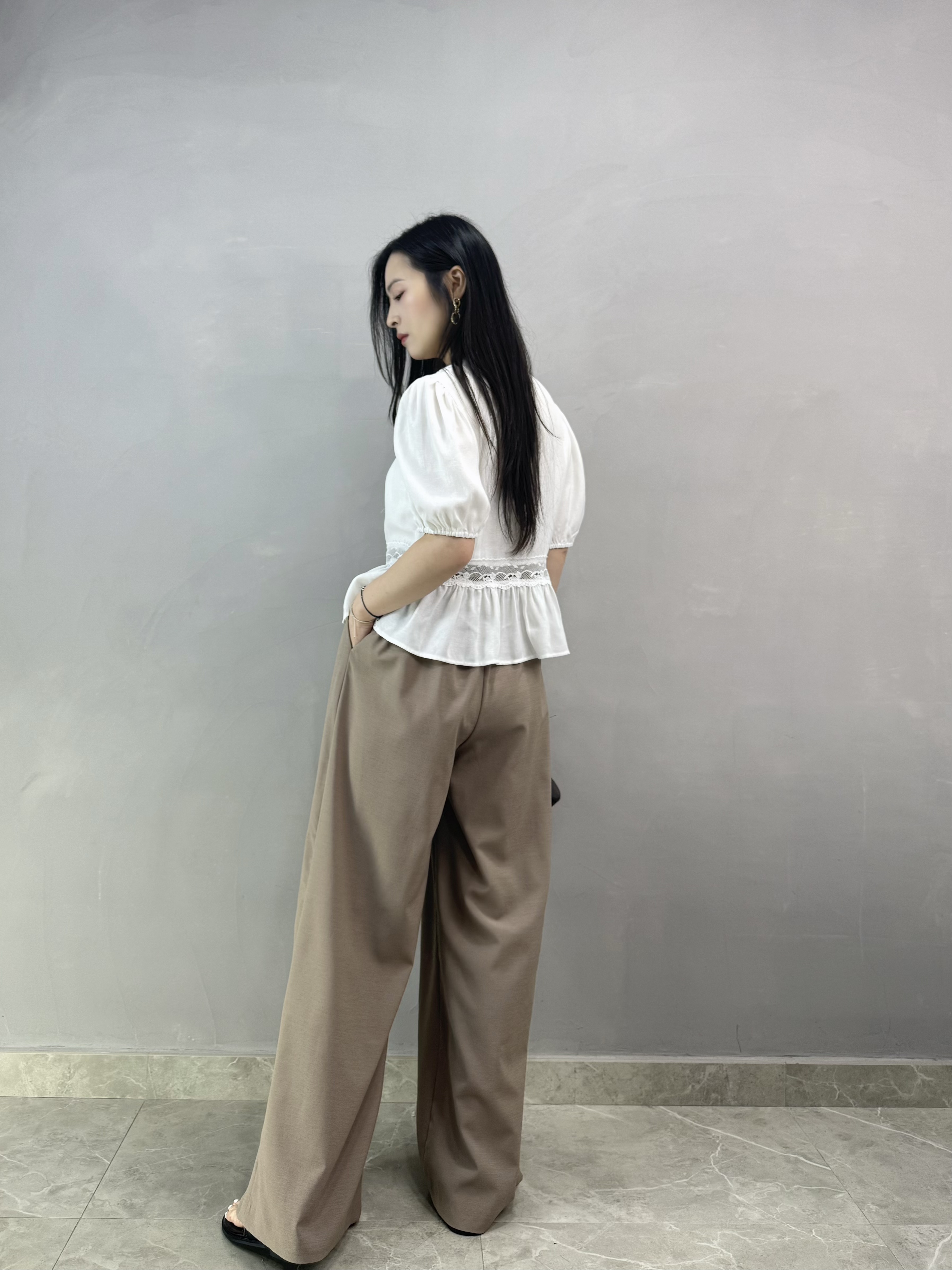 Z74 通花邊ruffle Top