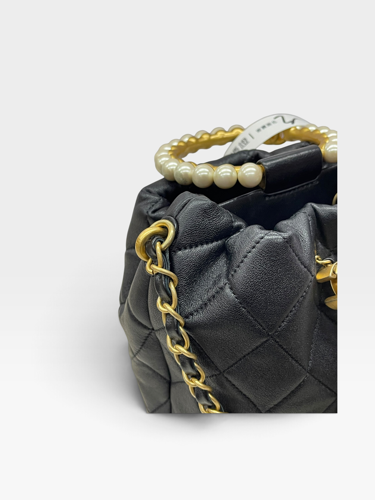 Pre-Owned CHANEL Bucket Bag / Product Code: 091003