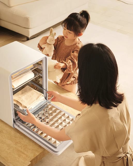 $930,Snowbear UV-C 消毒烘乾機 HL-2026