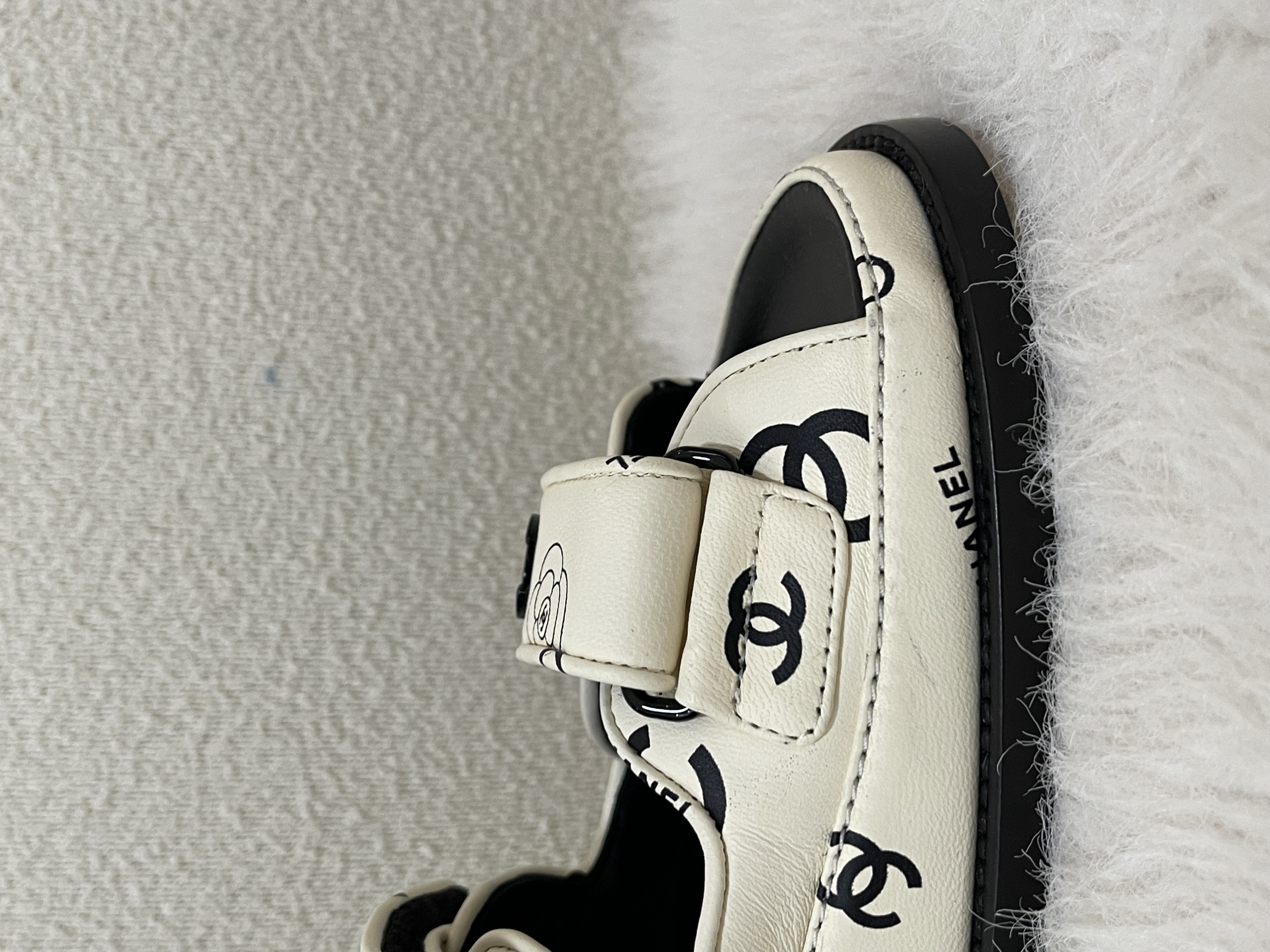 Pre-owned CHANEL Dad Sandals / Product Code: 26032311