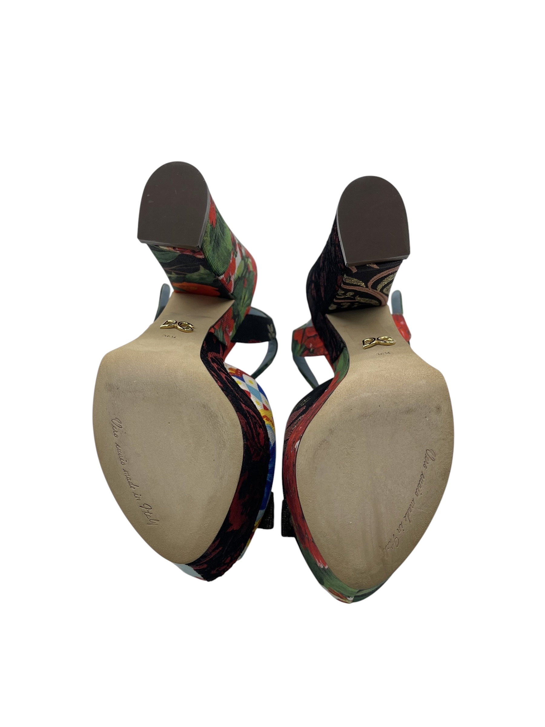 Pre-owned Dolce & Gabbana Bette Wedge / Product Code: 070807