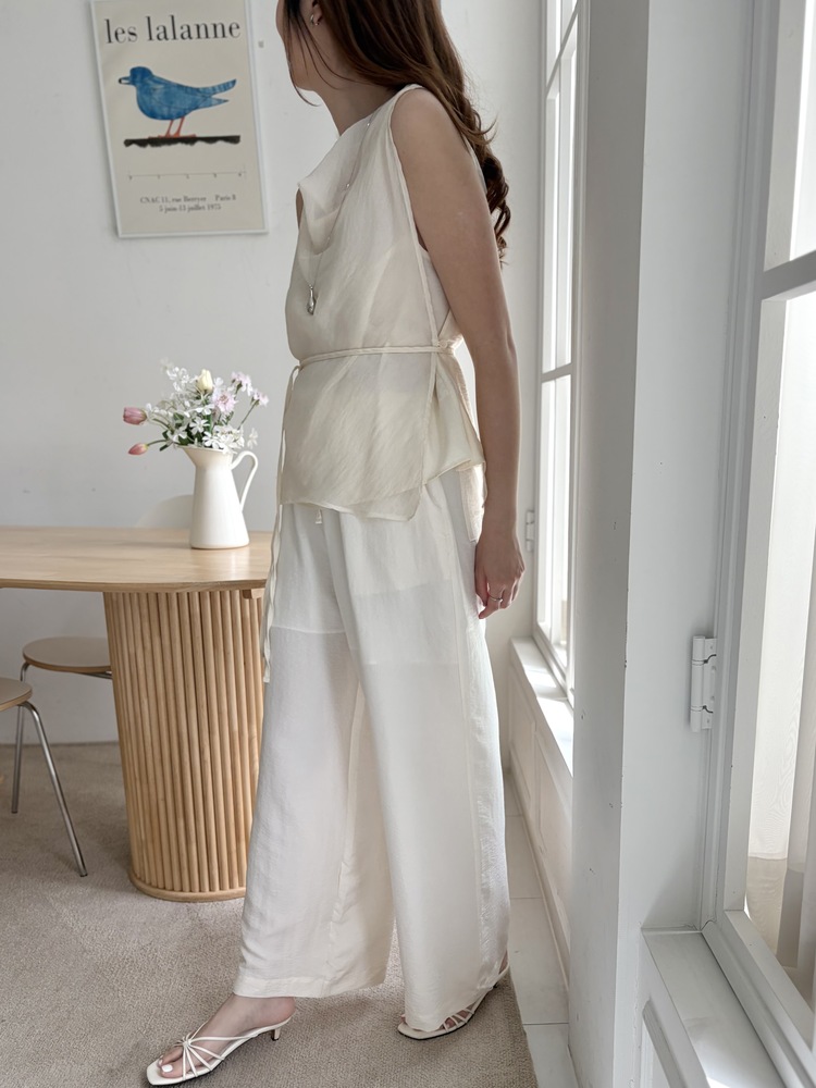 Draped Airy Blouse (Cream)