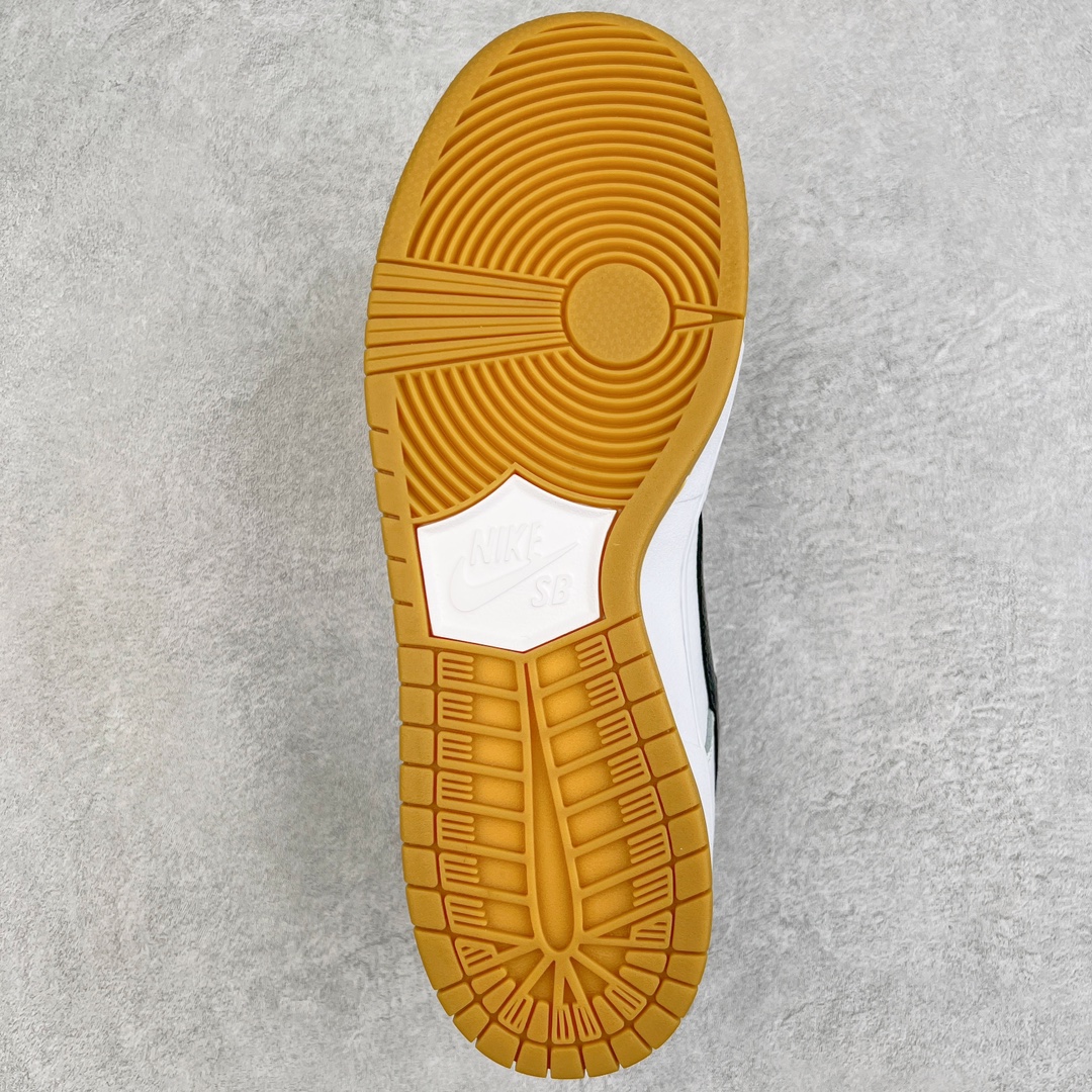 Nike SB Dunk Low CD2563-100  