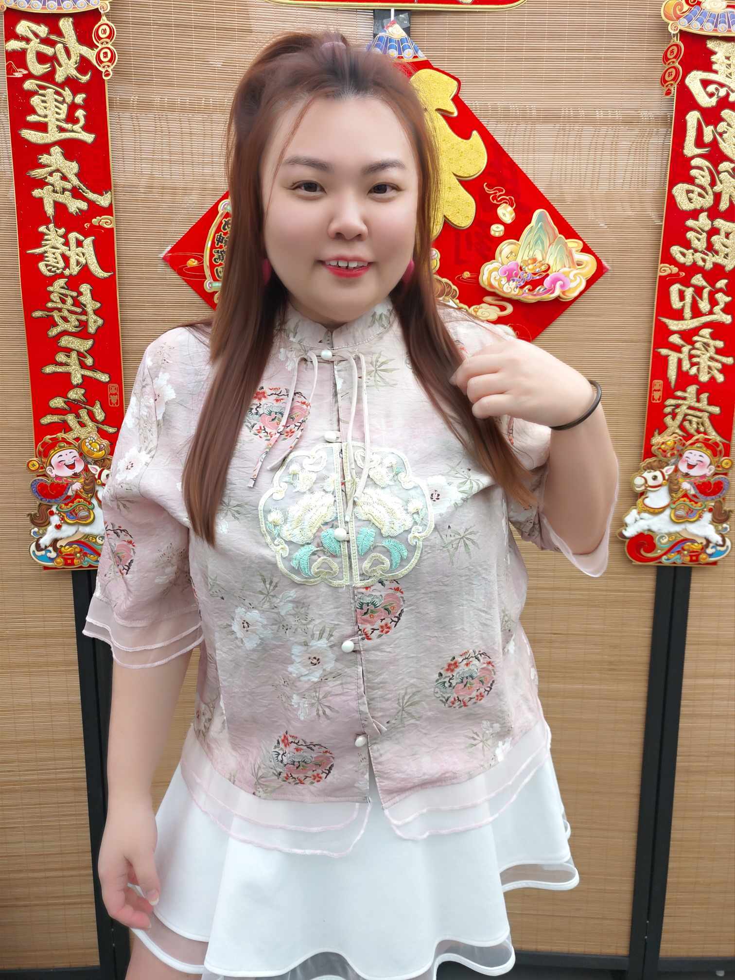 DDB08 刺绣图新中式设计上衣