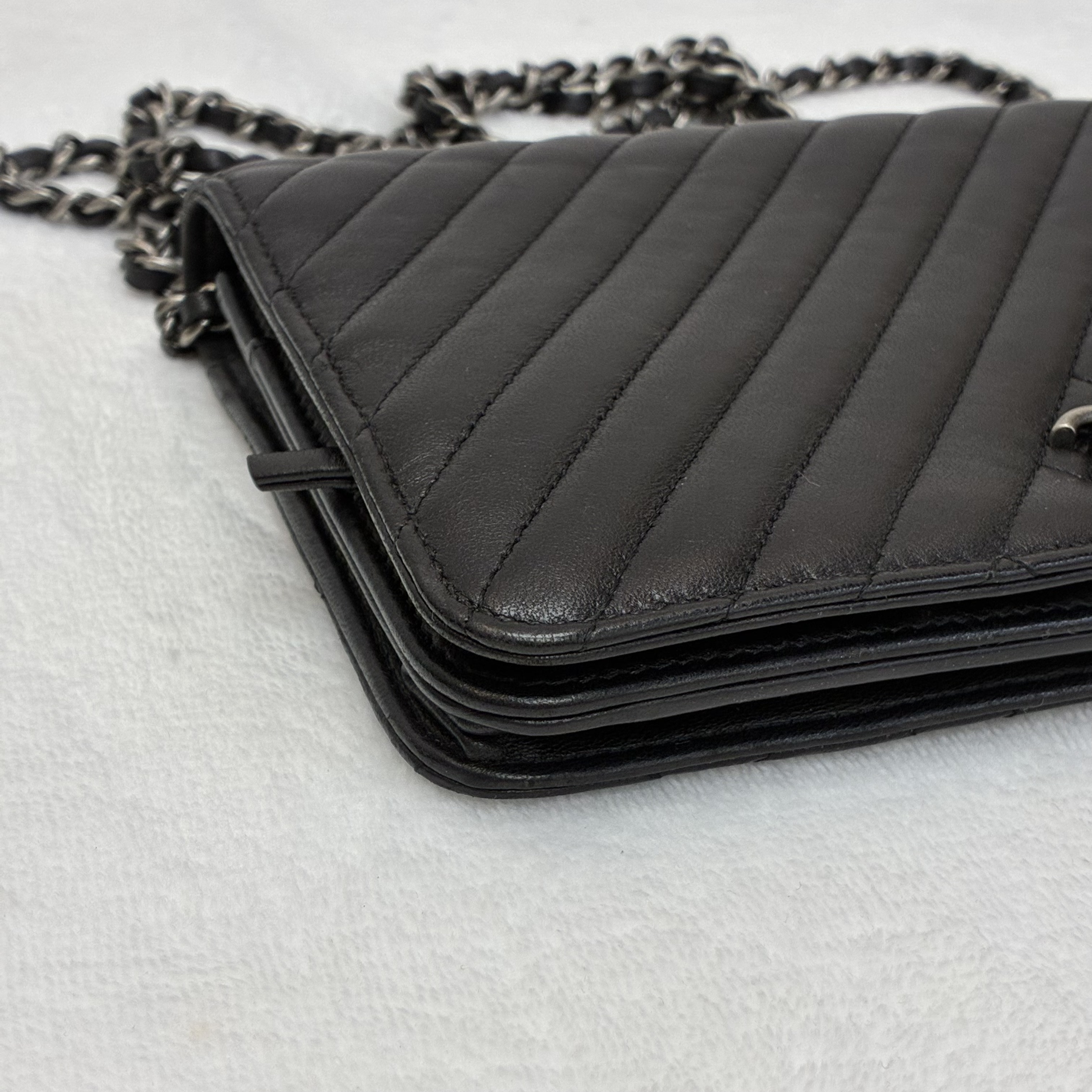Chanel boy woc黑色銀扣