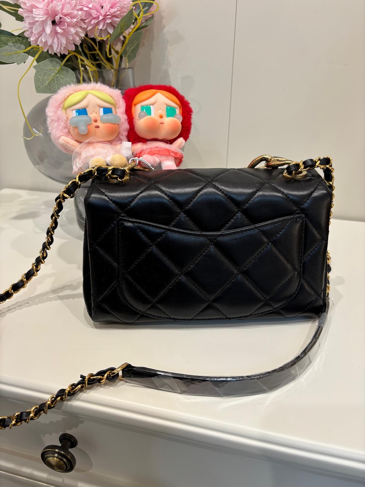Chanel FLAP BAG AS3366 晶片 100%Authentic, 98%new  ✅晶片✅dust bag✅box 