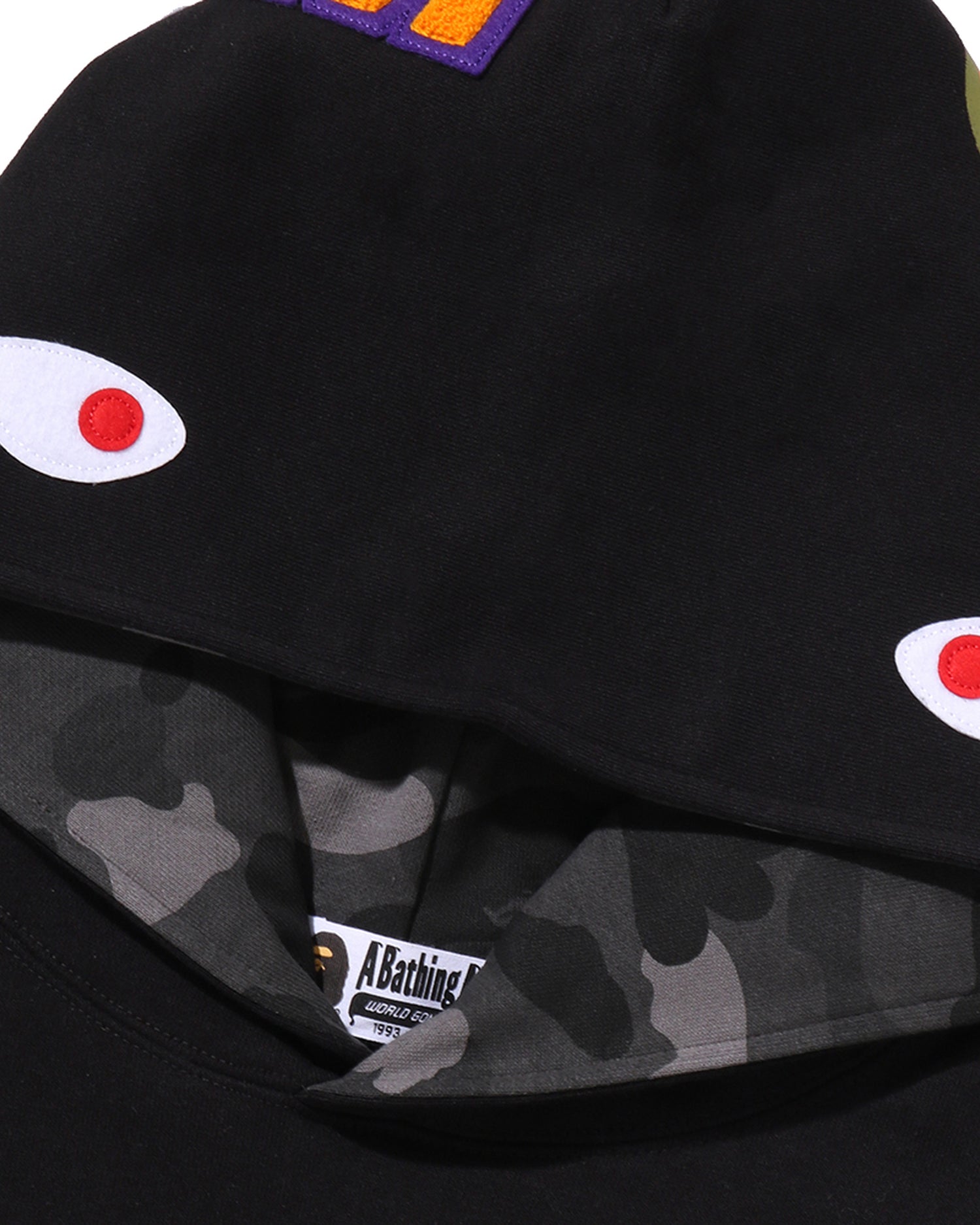 BAPE Color Camo Shark Pullover Hoodie **MESSAGE FIRST/先查詢貨存**