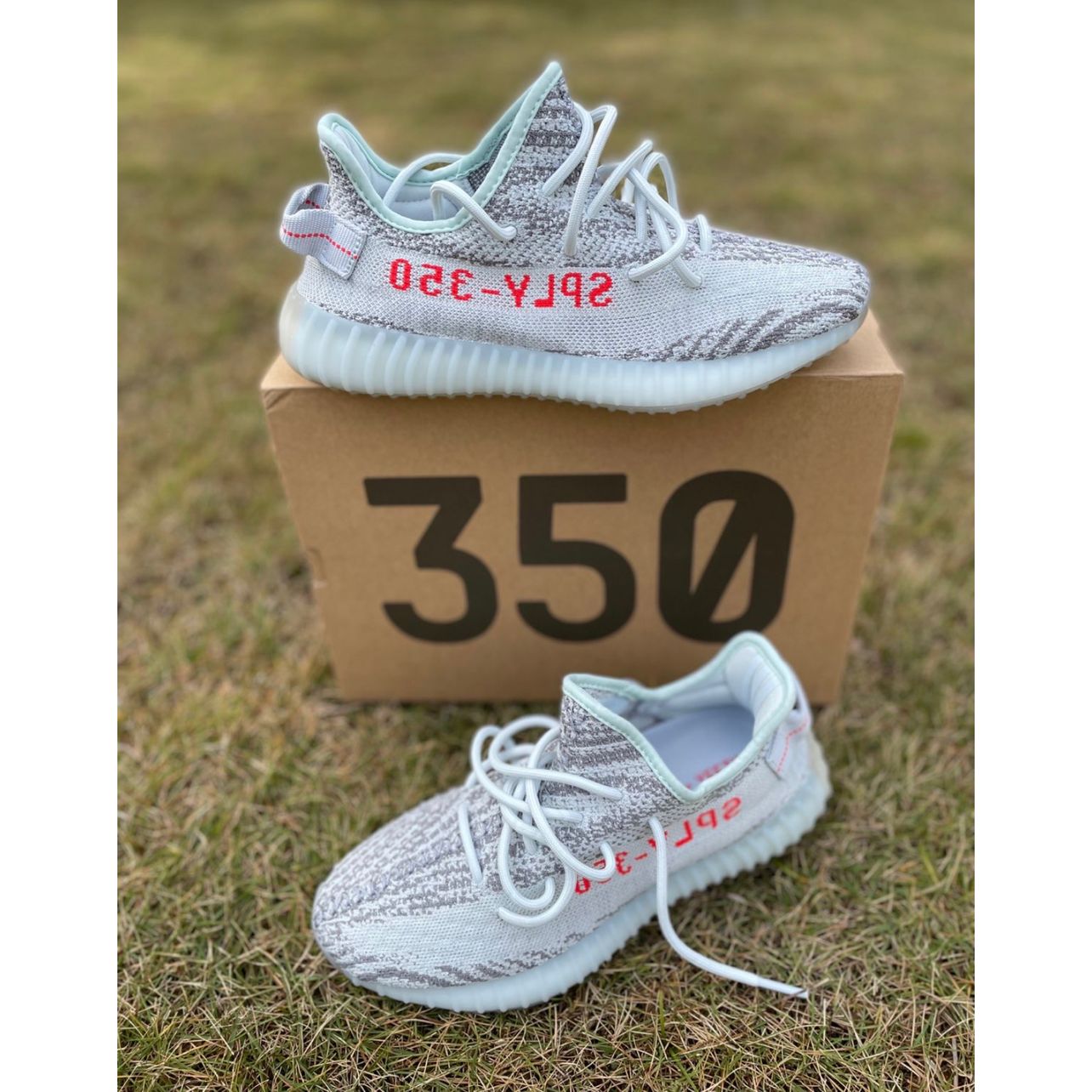 Adidas Originals Yeezy Boost 350 V2 Blue Tint B37571