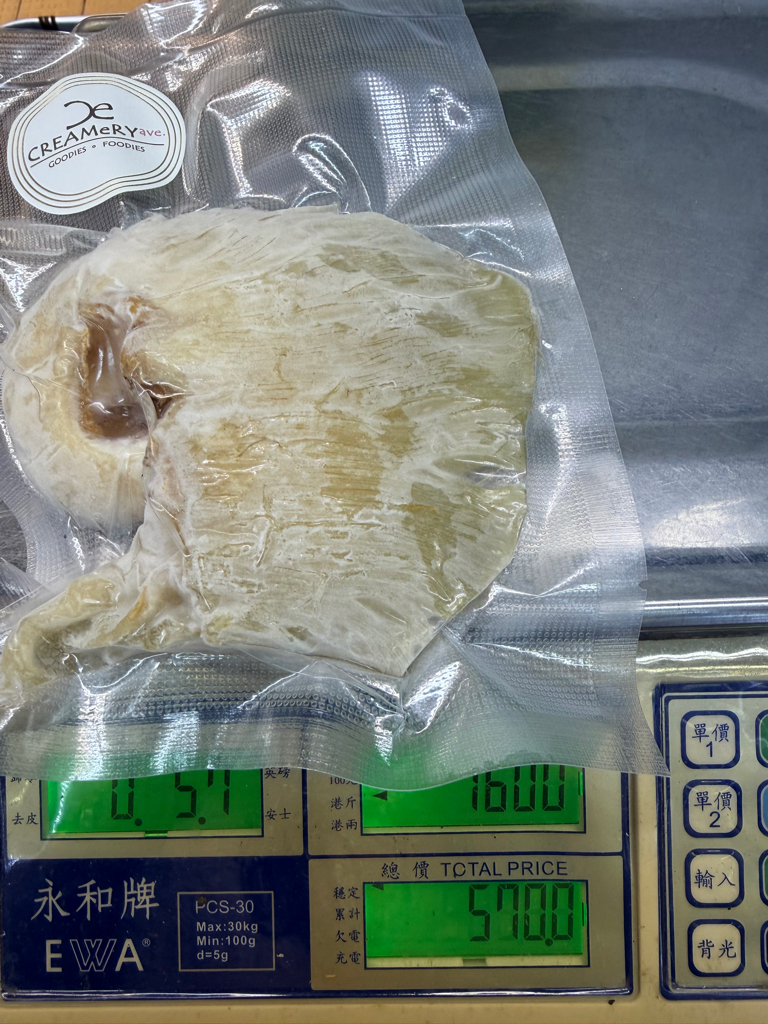 靚靚急凍金山勾翅 （大）±5両-7両/隻 