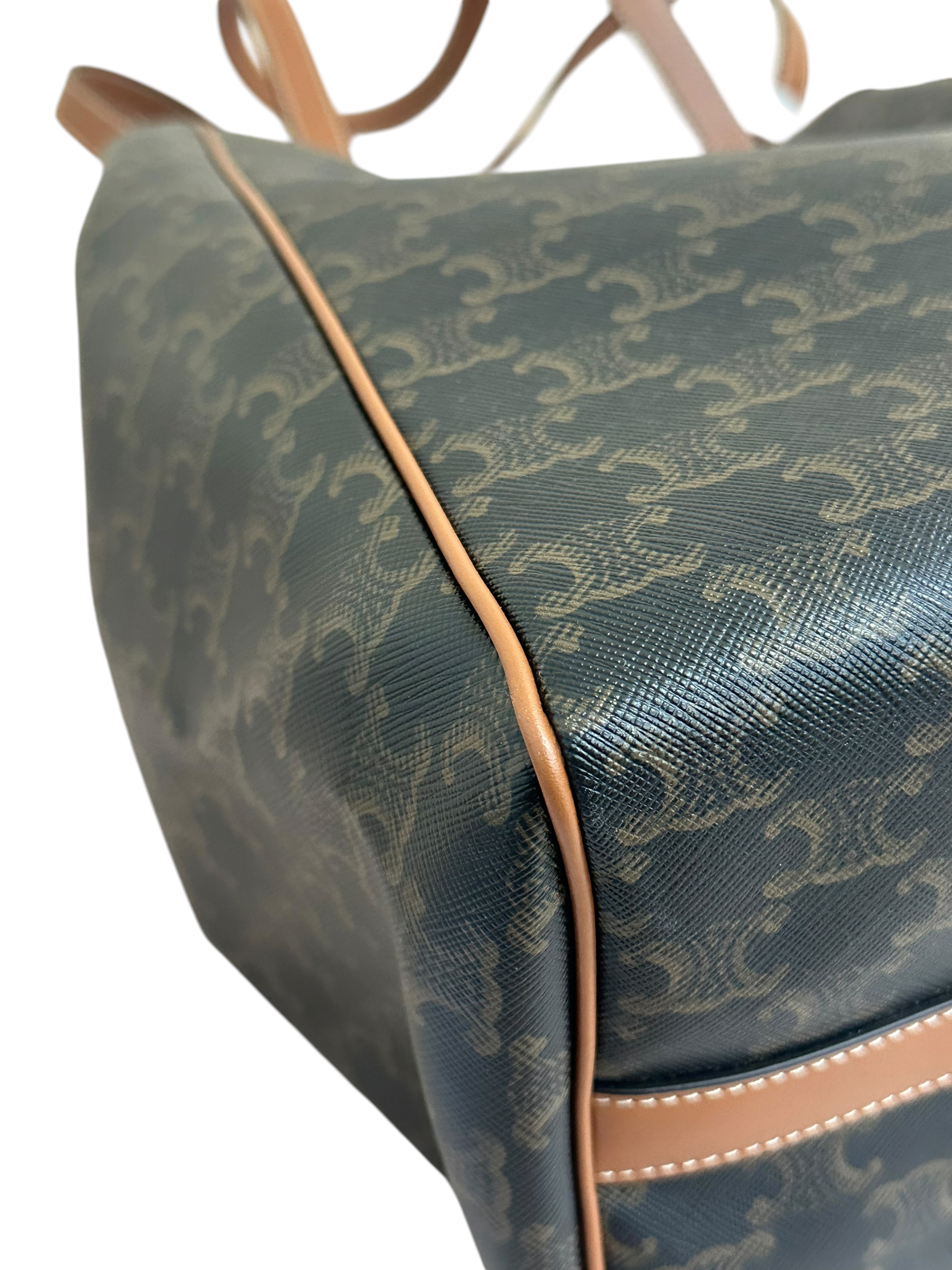 Pre-Owned CELINE Triomphe / Product Code: 26051016