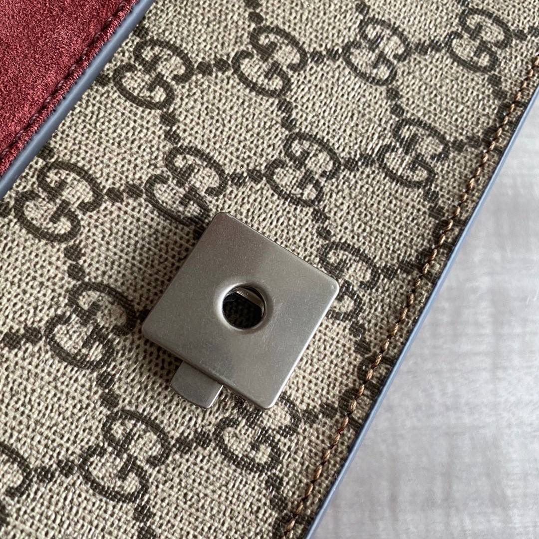 👜独家特级正品品质 g的经典之作，新包装！421970小号酒神包，20165cm！颇具结构感的迷你包，高级人造革花朵图案中配以织纹虎头马刺扣滑动链条包带有多种背法，可在肩背和手提之间自由转换. 附带️全套最新绿色系列环保包装✨🔥