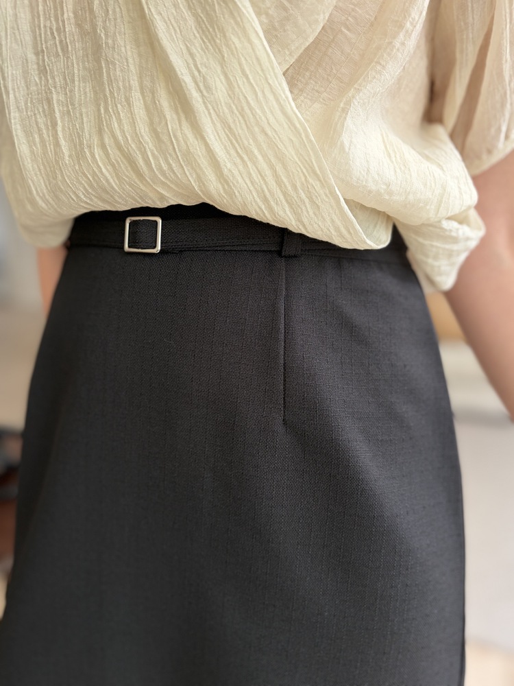 The Belted Straight Skirt (Black)