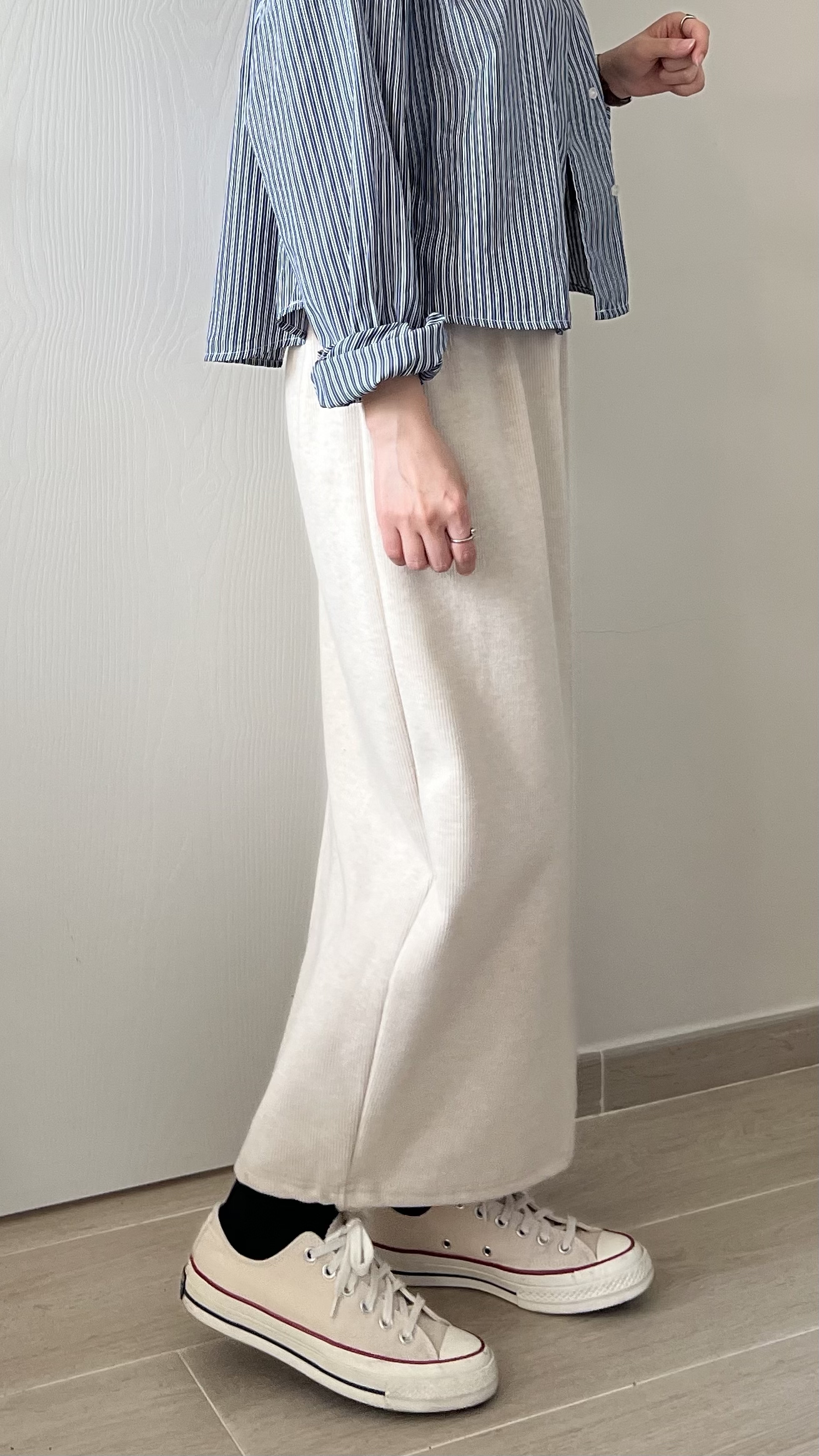 親膚軟熟細坑紋長裙 