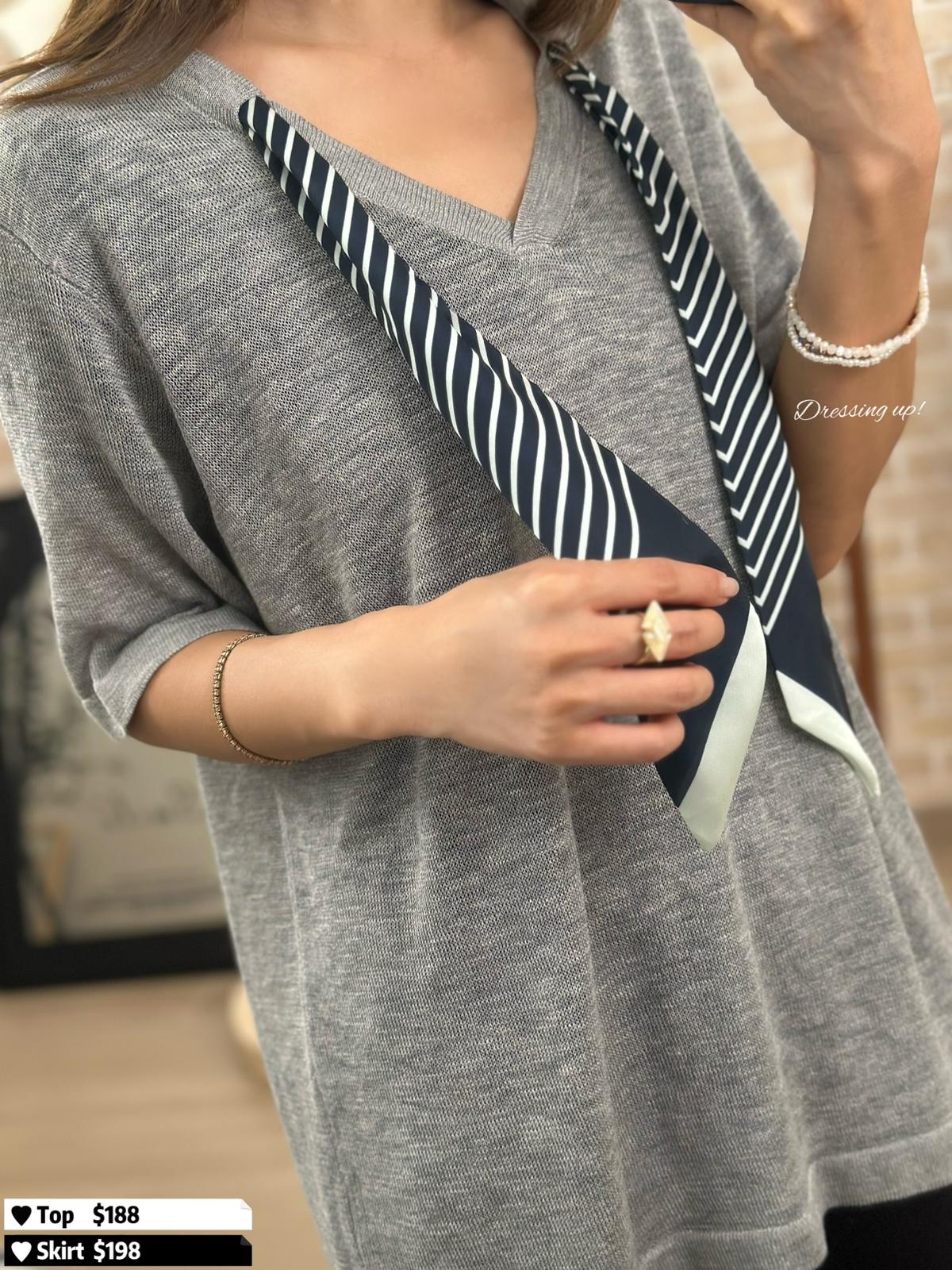  𝗩𝗶𝗻𝘁𝗮𝗴𝗲 𝗦𝗰𝗮𝗿𝗳 ✦ 條紋絲巾線衫