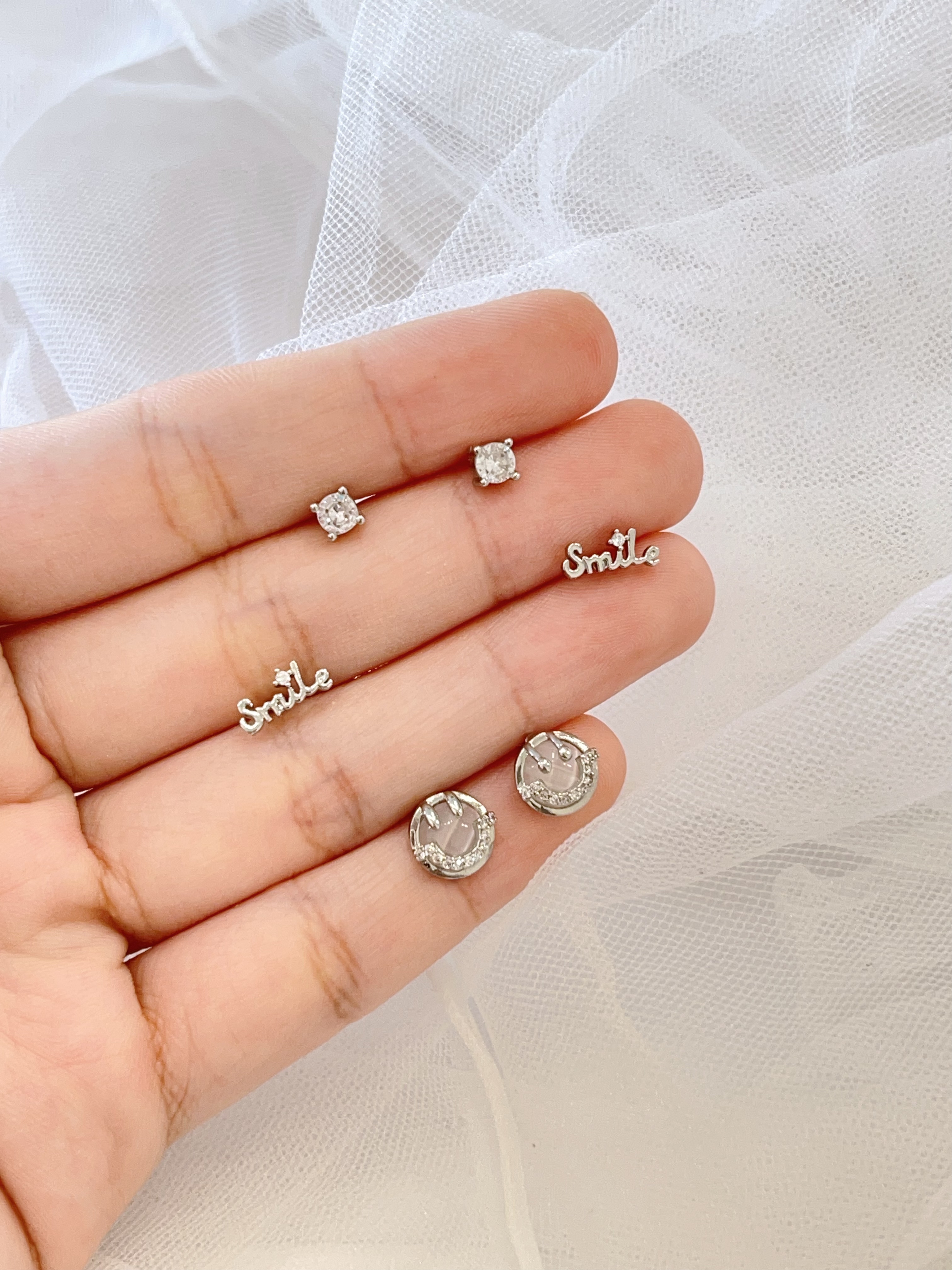 笑脸Smile字母耳环套装