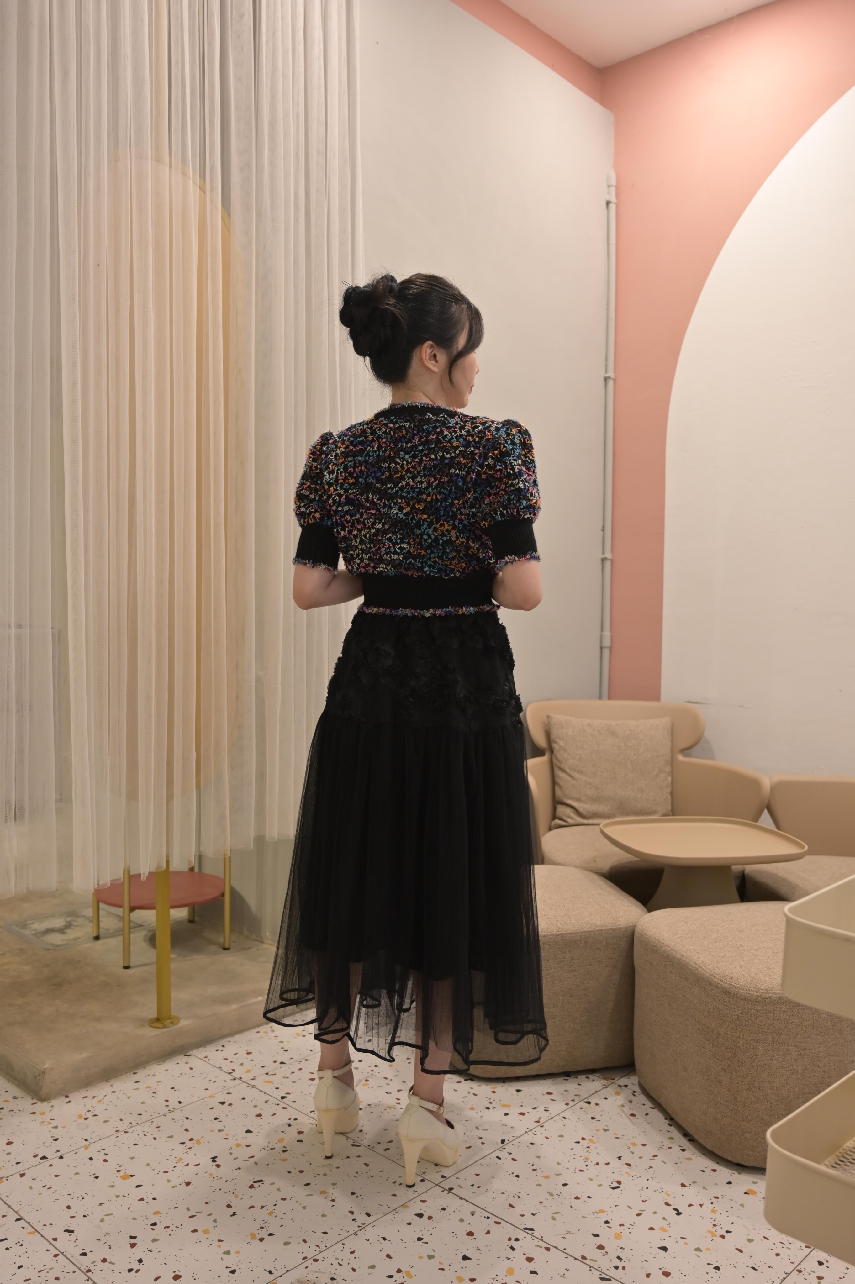 Multicolor Tweed-Inspired Puff Sleeve V-Neck Cropped Knit Top ‖ 彩色花呢编织V领泡泡袖短款针织上衣 KR019330