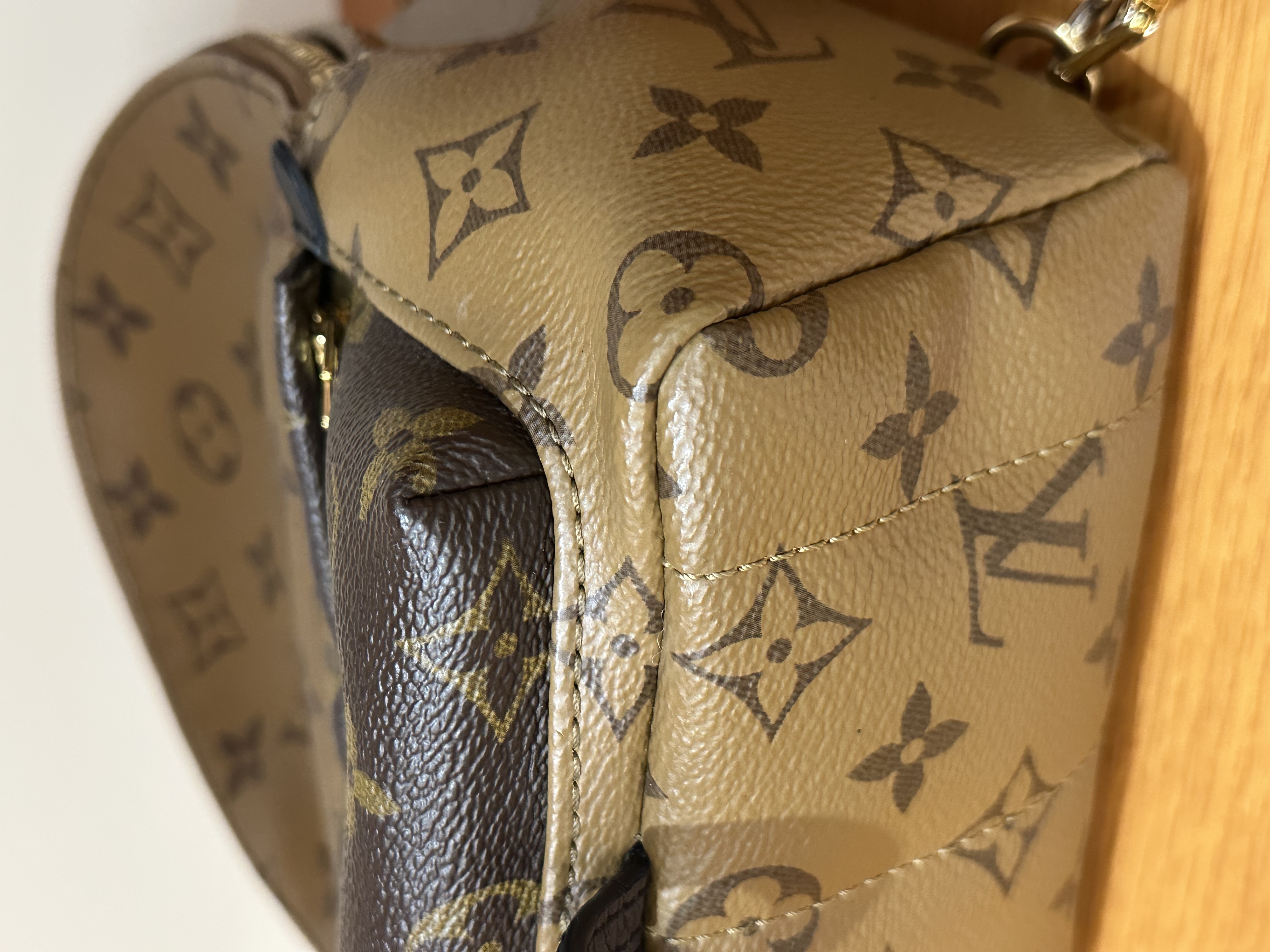 直播貨品 |  [1個-$100 2個-$300］ HH06