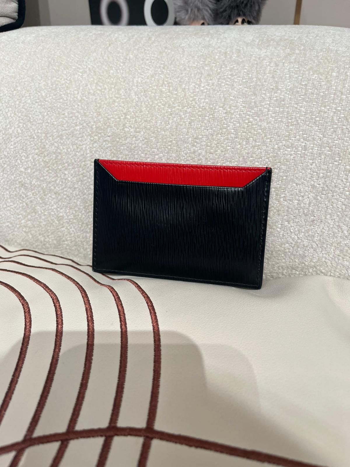 Prada Card Holder 十字紋牛皮100%Authentic, 99%New