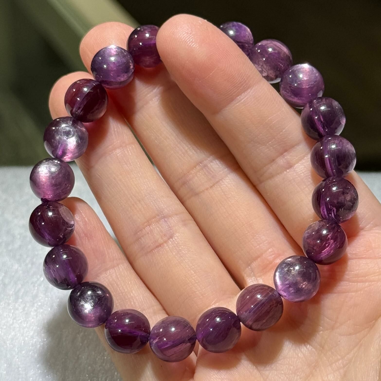 紫鋰雲母手串 9 mm +/-