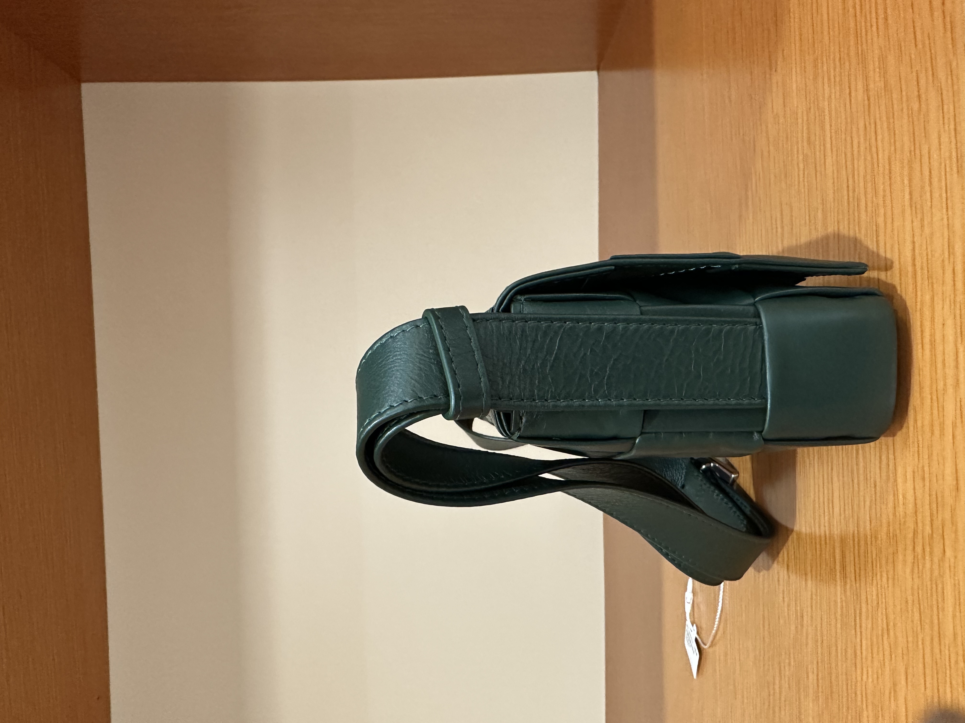 直播貨品 |  [1個-$100 2個-$300］HH32