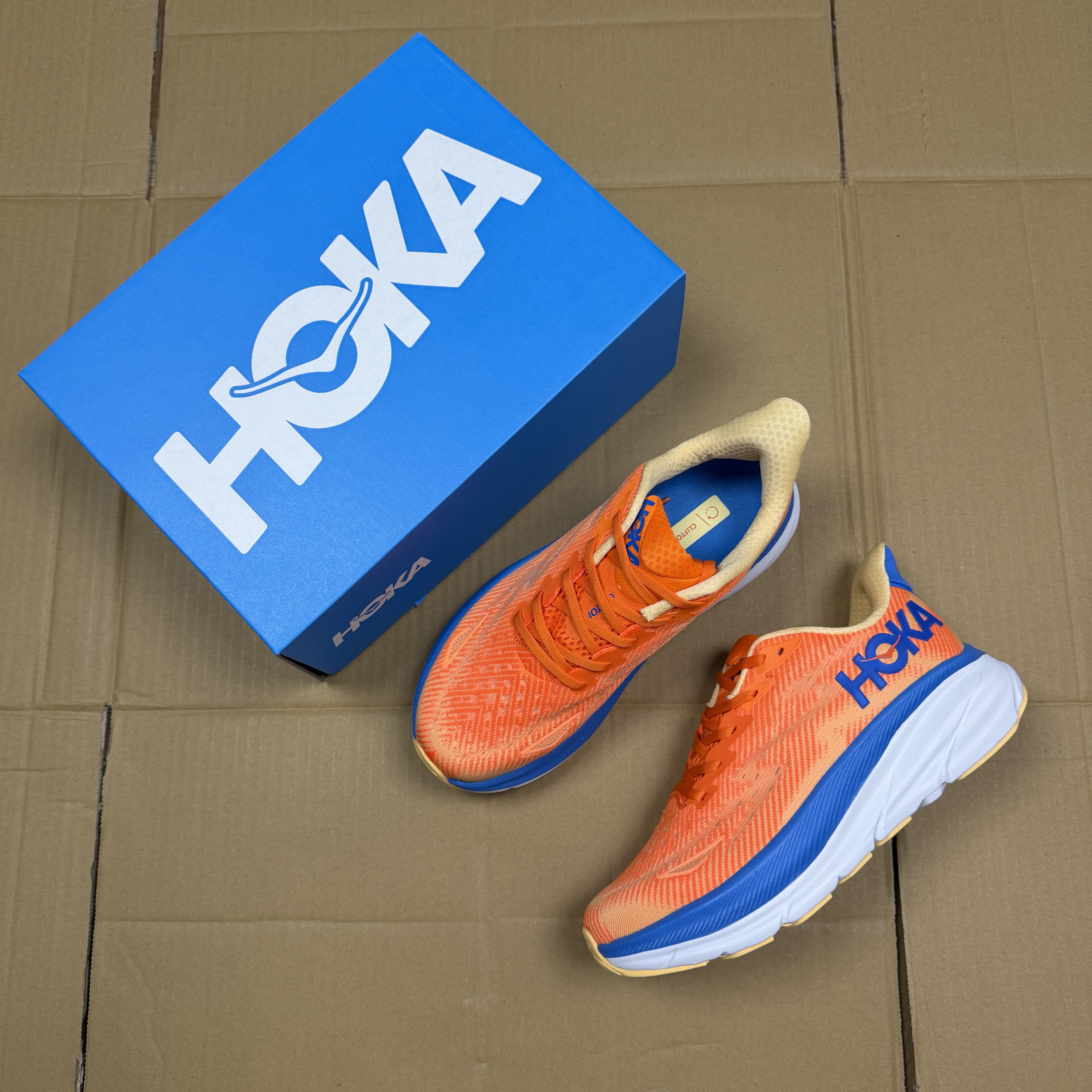 Hoka Clifton 9