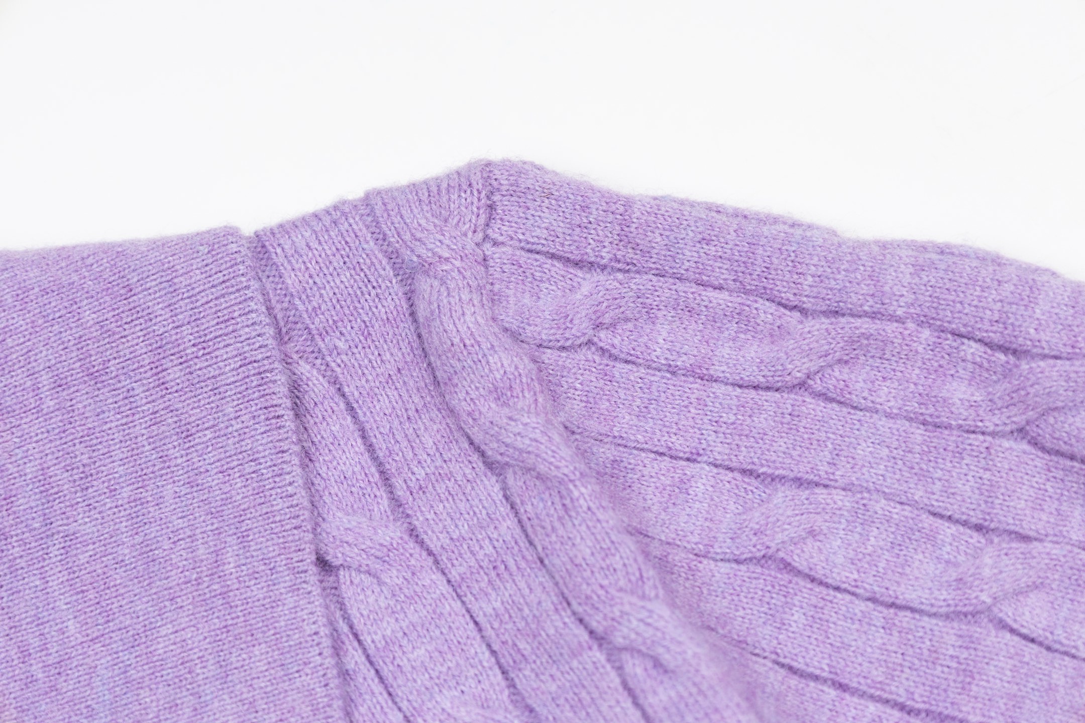 Mardi Mercredi Flower Embroidery Cable Short Sleeve Knit