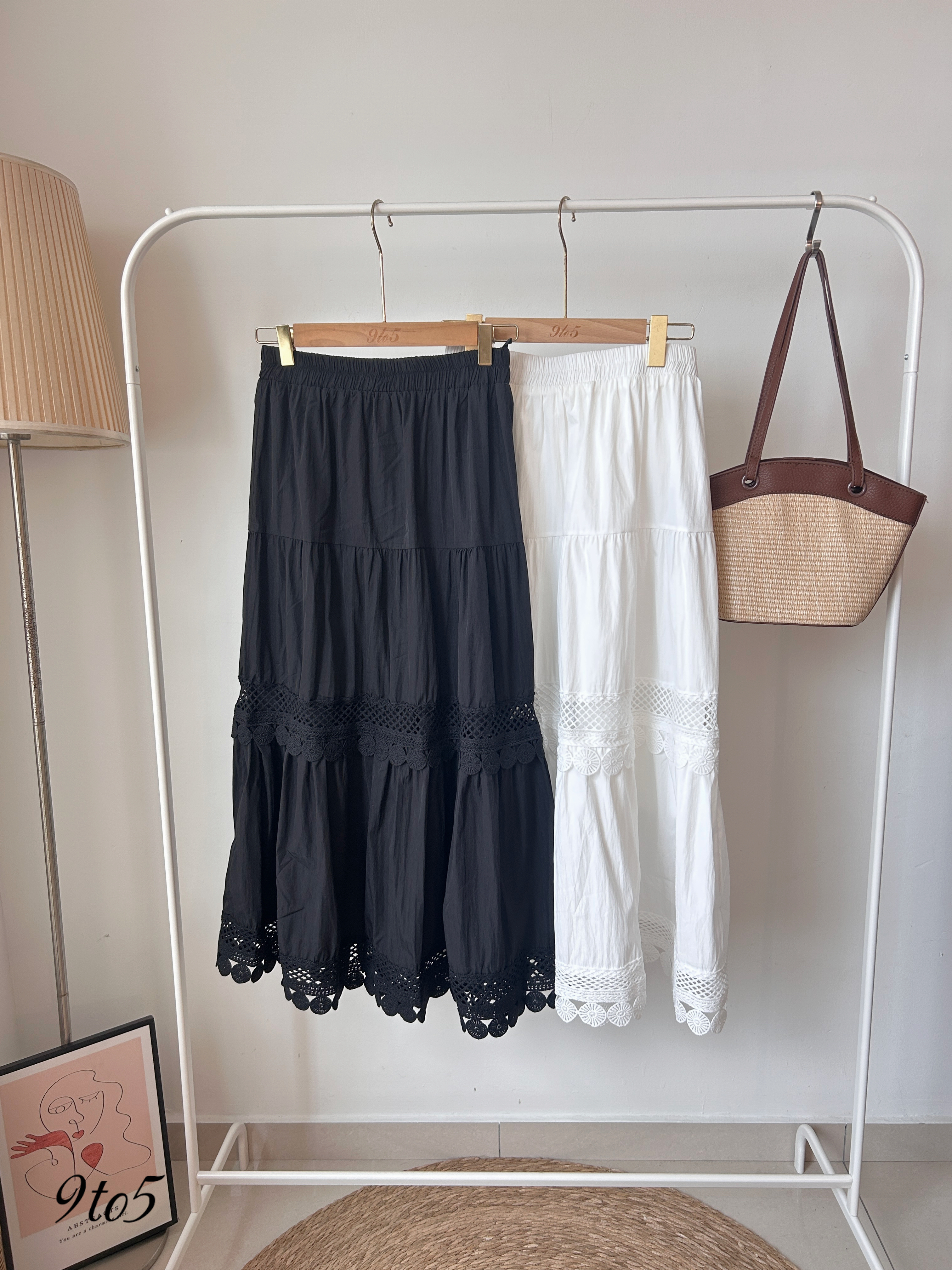 S1857 A Line Layered Long Skirt - Black & White