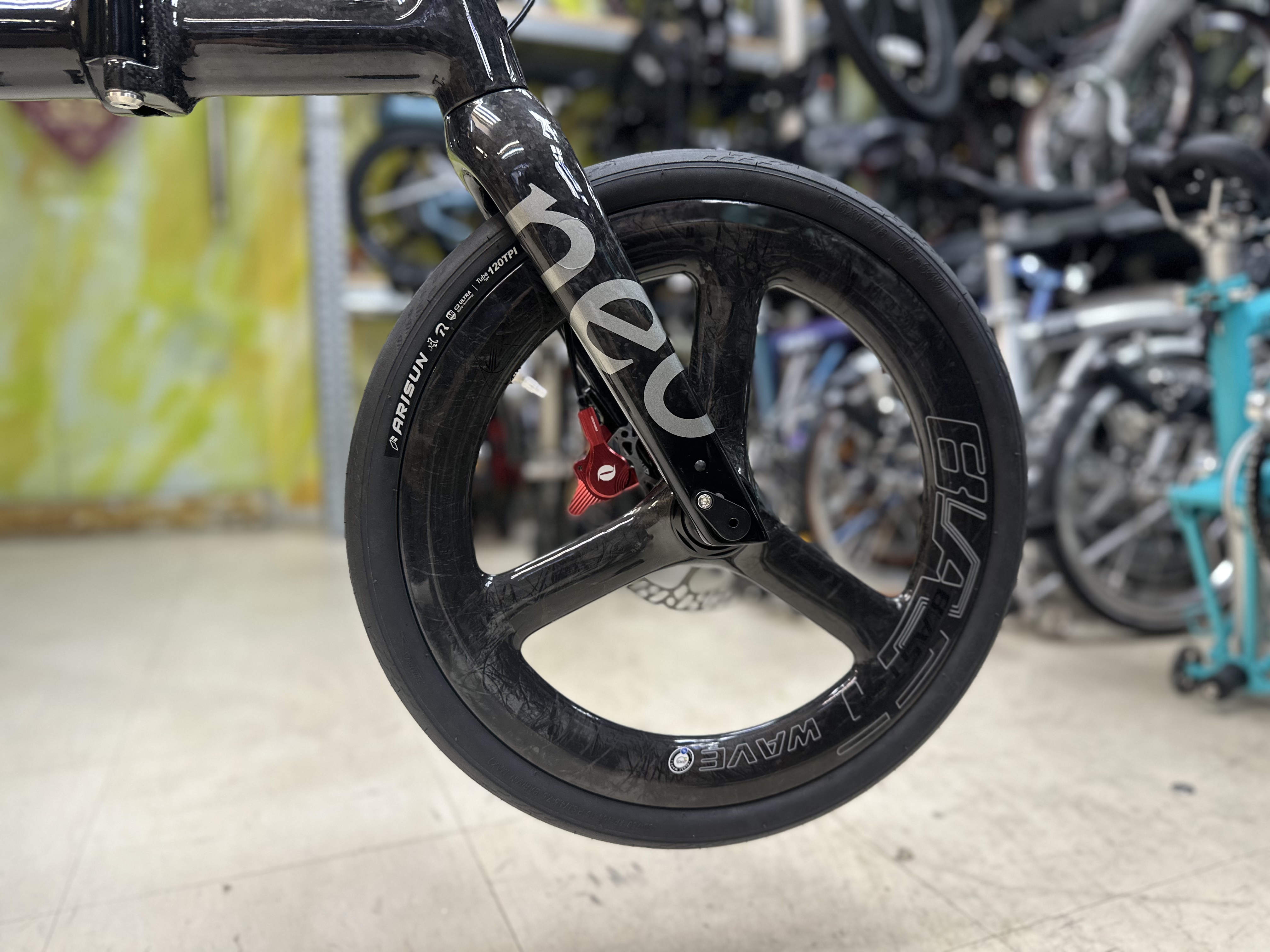 Java Neo 349 carbon + Blastwave carbon wheel 