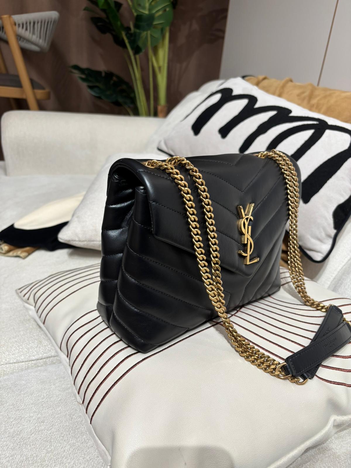 Ysl Loulou small flap bag 黑色牛皮 100%Authentic,98%new ✅card booklet✅dust bag