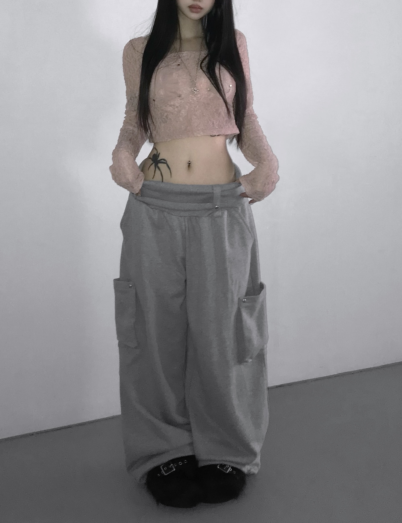 Folded Waist Cargo Sweatpants