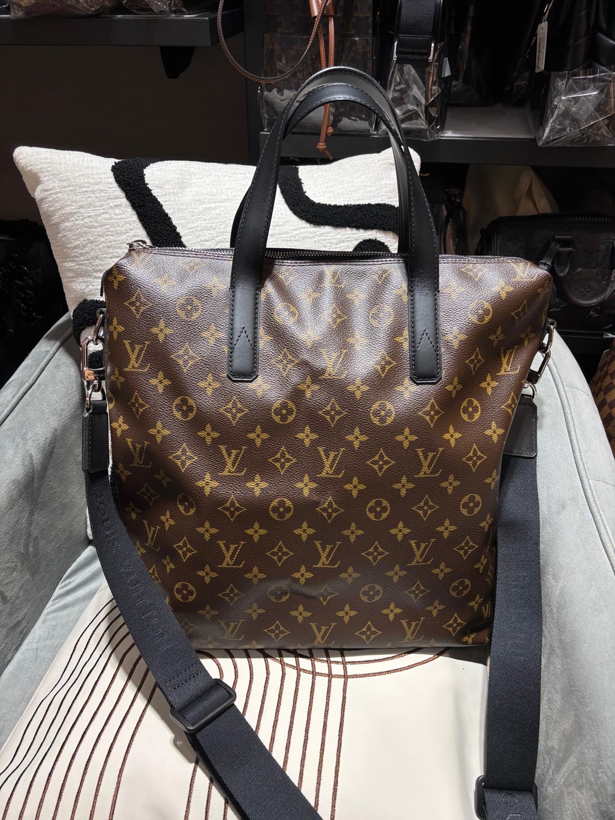 Lv Macassar Kitan 2 way bag tote M40388 100%Authentic,95%new✅dust bag 