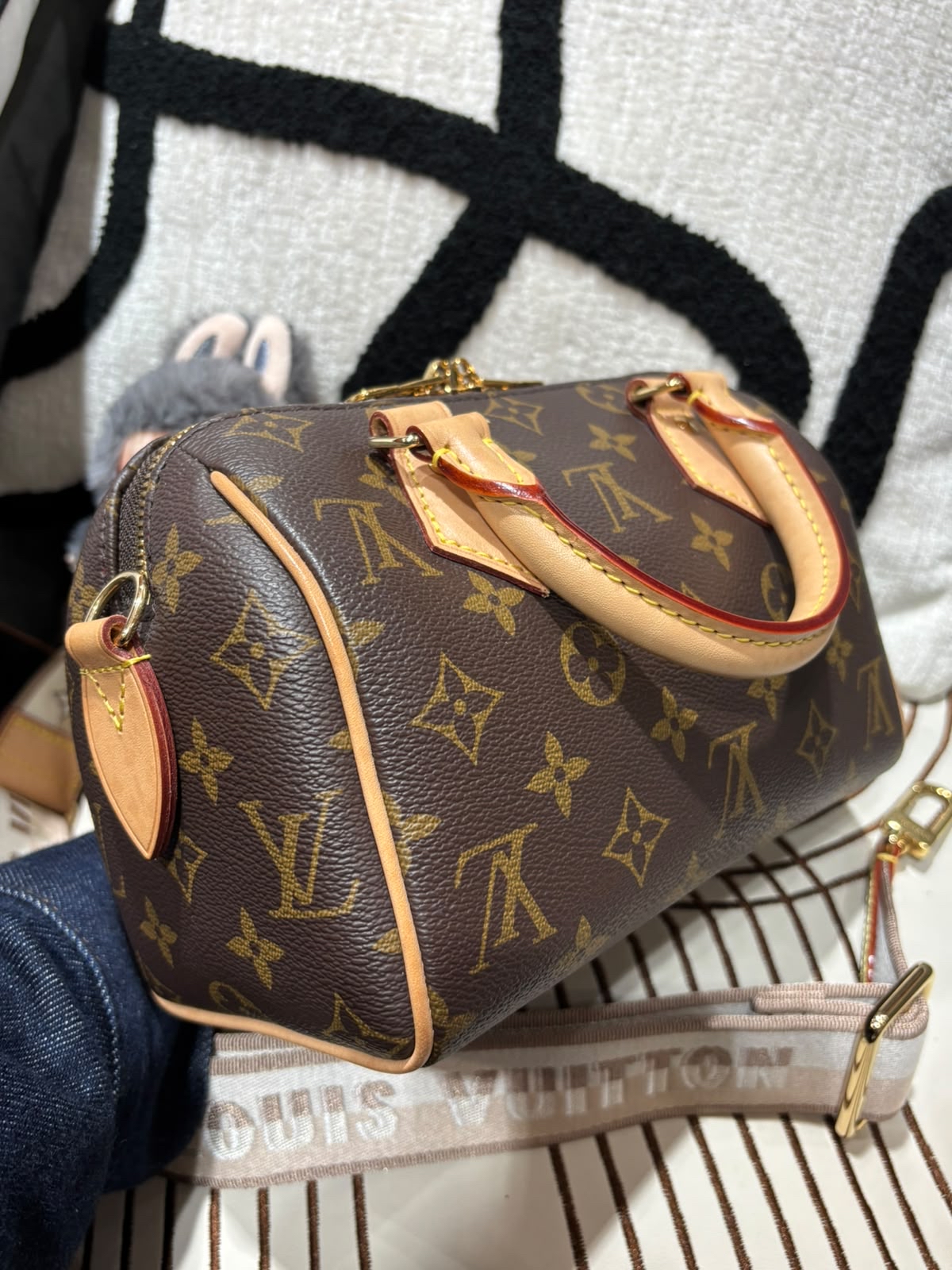 LV Speedy 20 Monogram 100%Authentic, 98%New ✅key lock ✅Dust bag