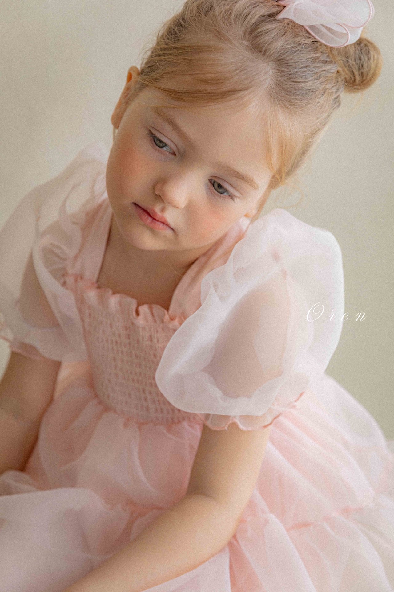 ☀️預訂 韓國直送☀️🇰🇷Oren兩色歐根紗泡泡袖包屁裙/連身裙