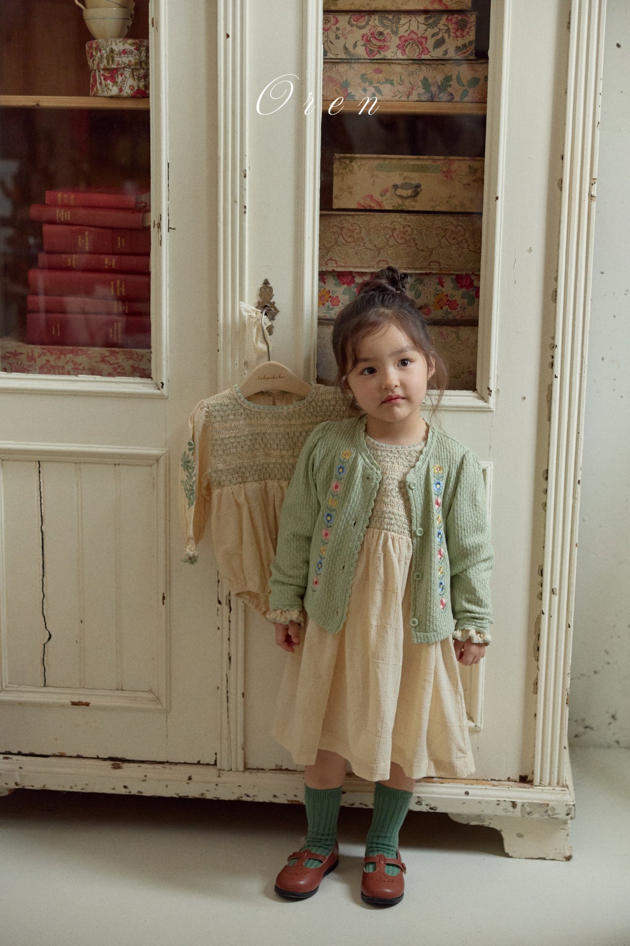 刺繡花花 Jumpsuit / 連身裙