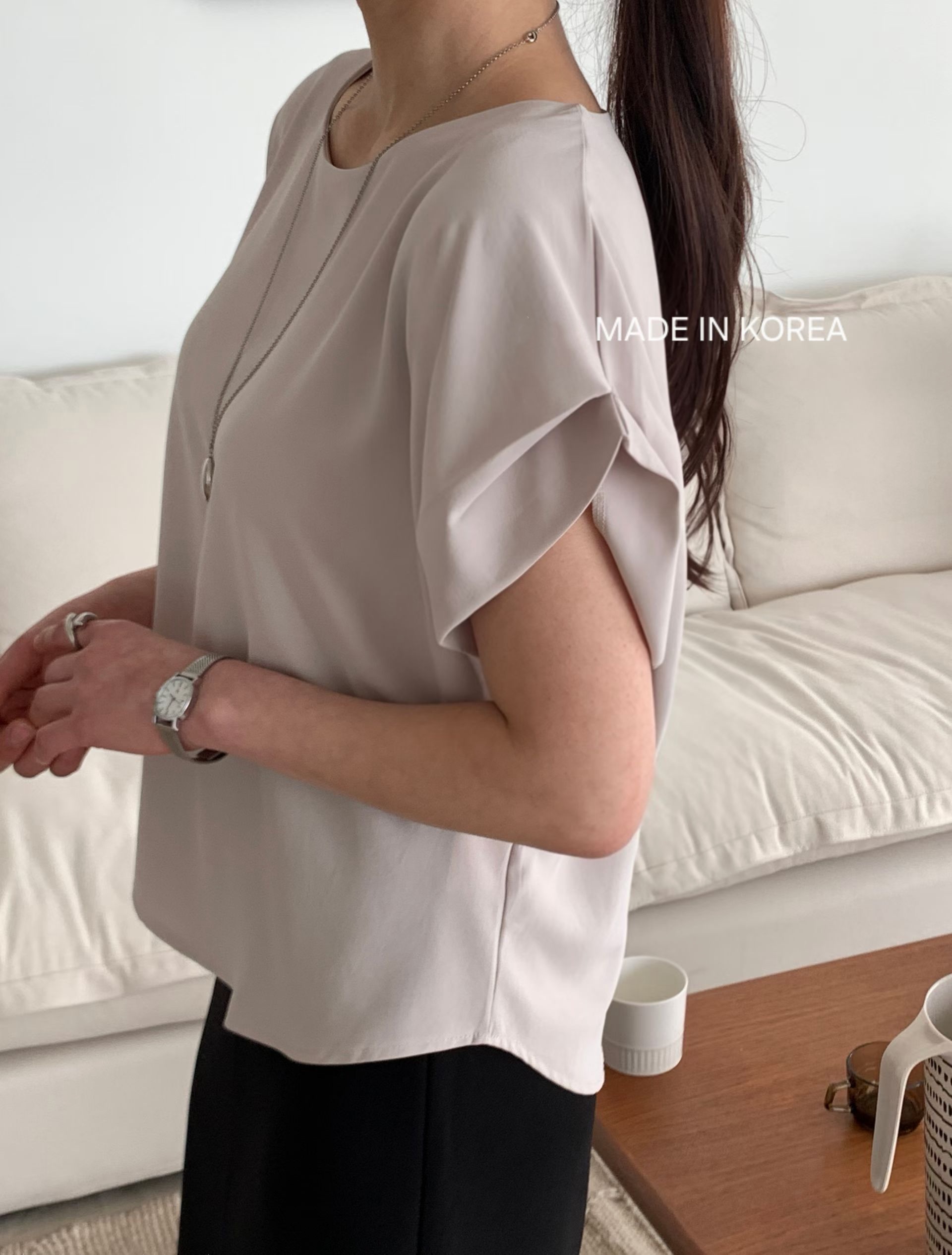 G6185 韓國🇰🇷靚色摺袖top