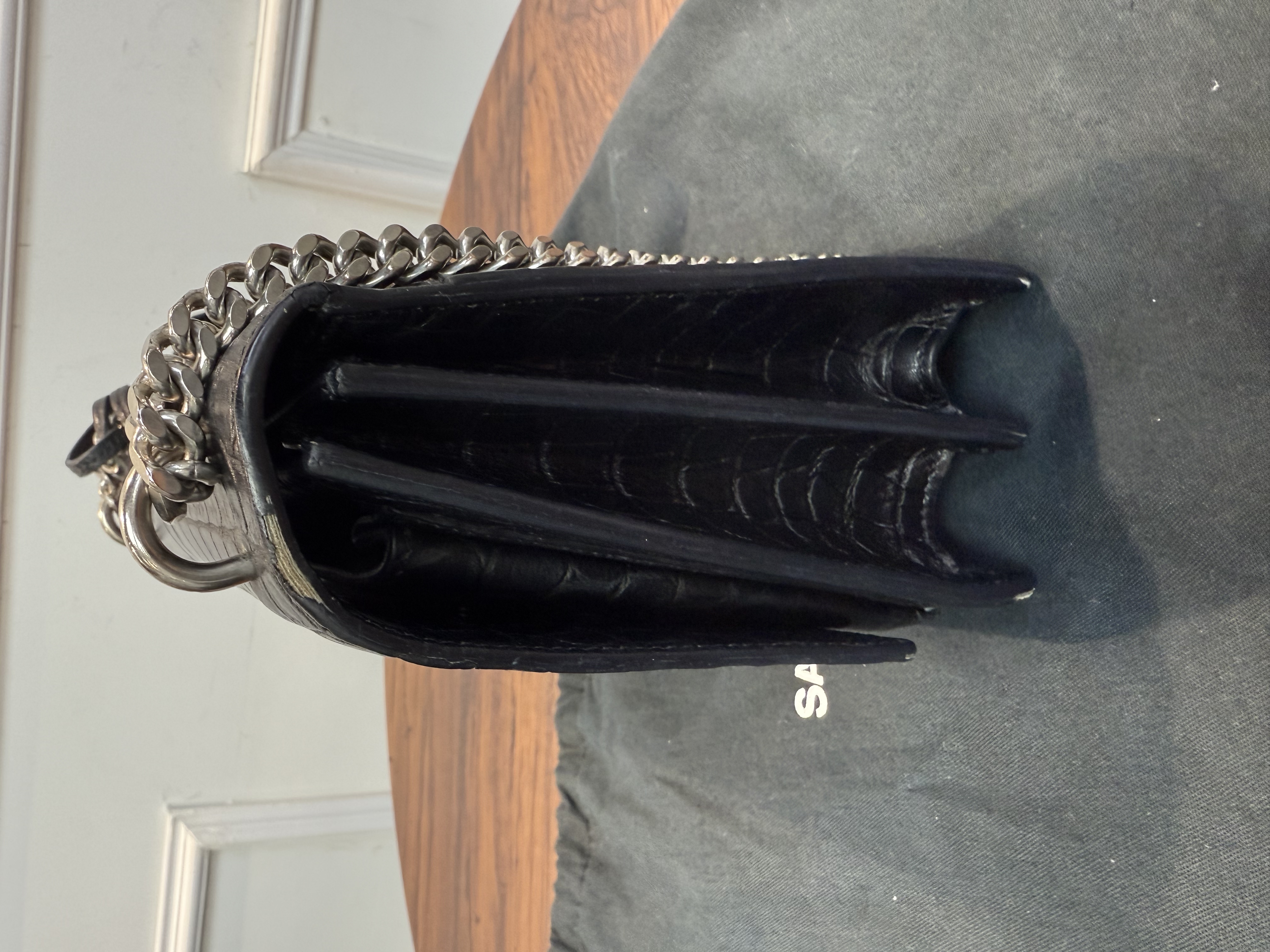 YSL日落包鰐魚壓紋銀Logo鏈條斜孭包