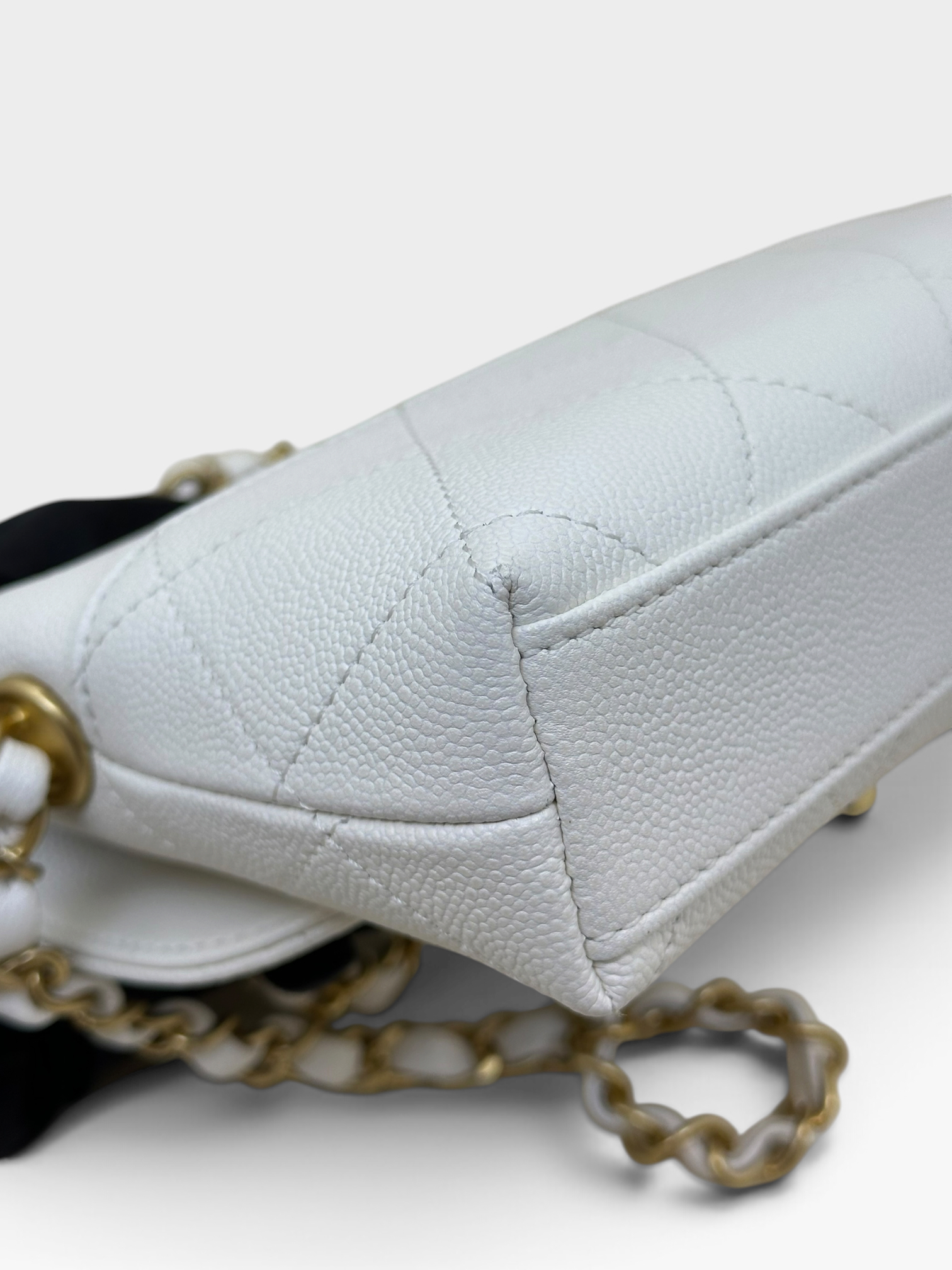 Pre-Owned CHANEL 25K Mini Top Handle Flap Bag / Product Code: K090405