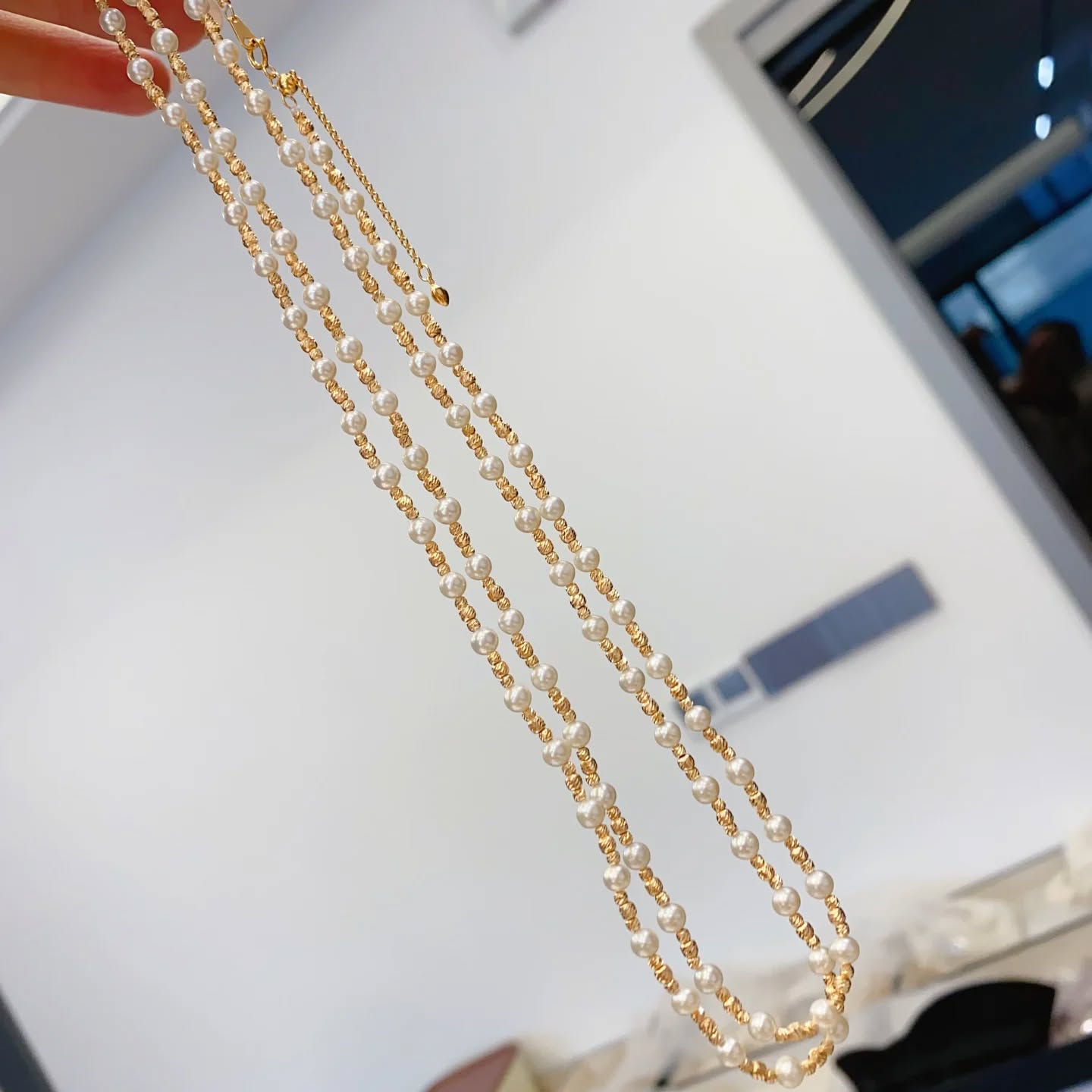 4-5mm正圓無瑕淡水 搭配純銀小隔珠 總長90cm  萬能鏈