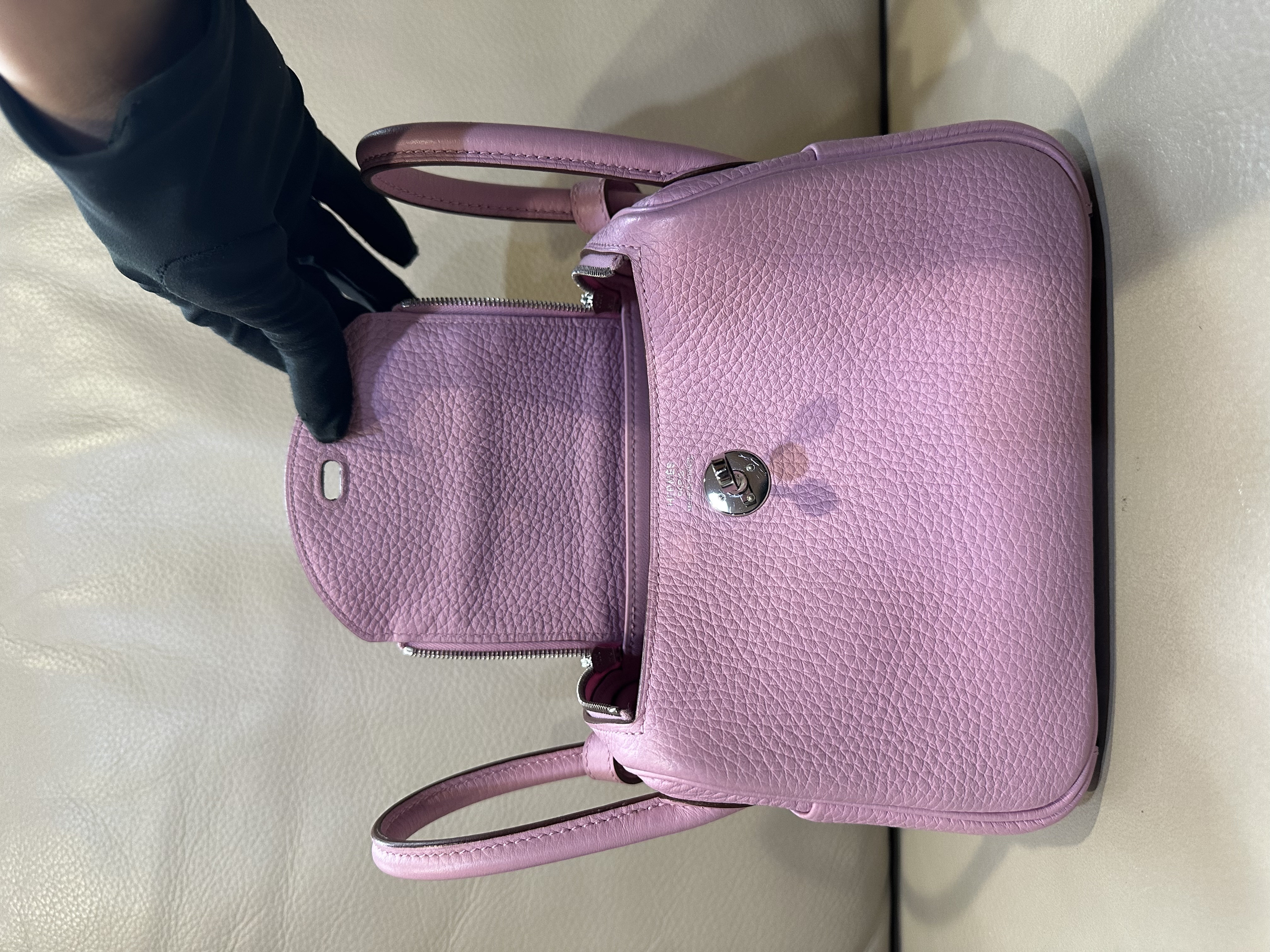 Pre-owned Hermès Mini Lindy bag Stamp U / Product Code: 26040511