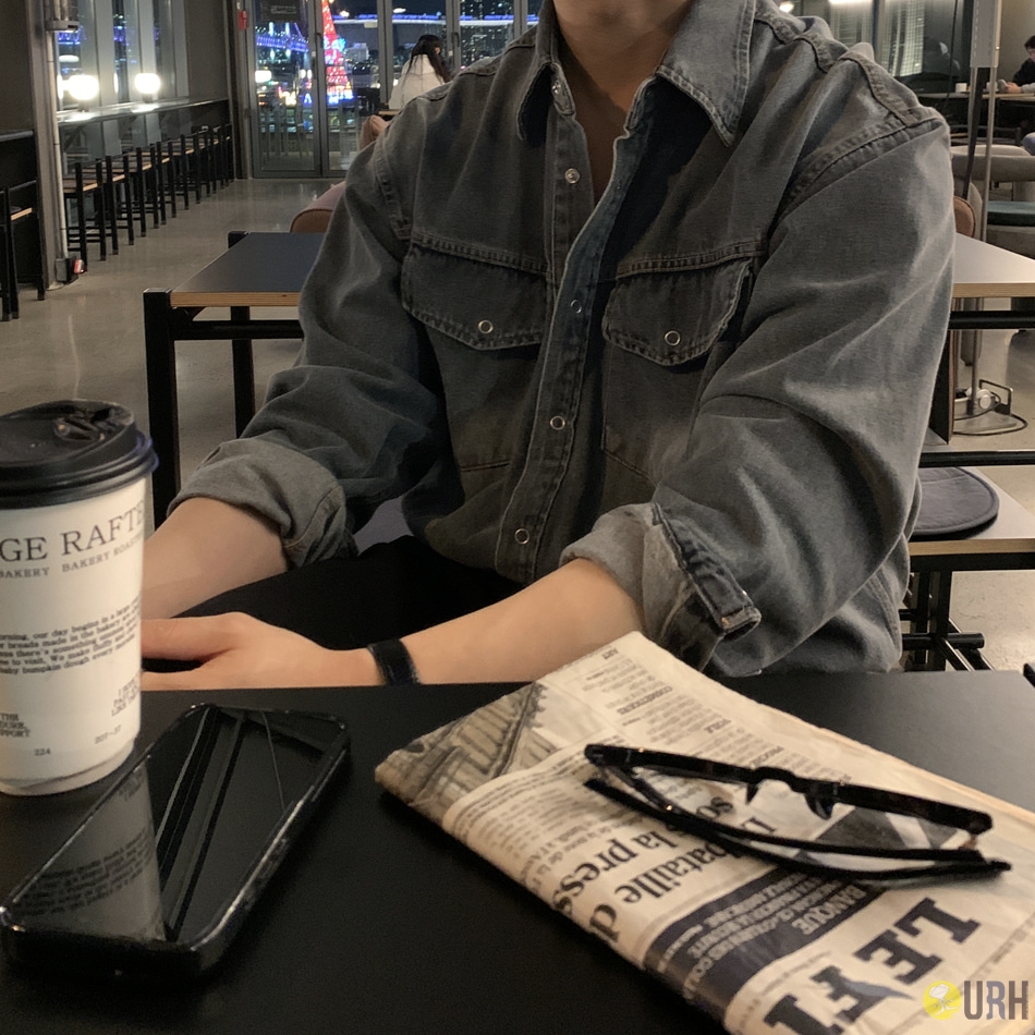 【100%保證韓國直送】復古感水洗雙口袋寬鬆版型牛仔襯衫 👕 [2 color] RL114836