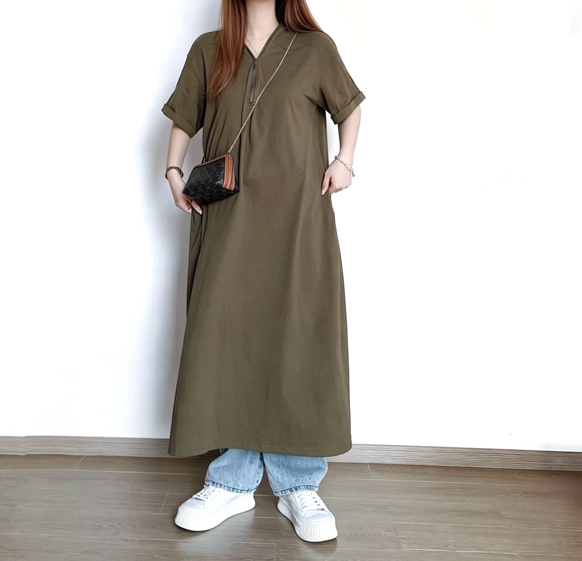 ✅限時預訂✅ 純色拉鍊大V領Ops