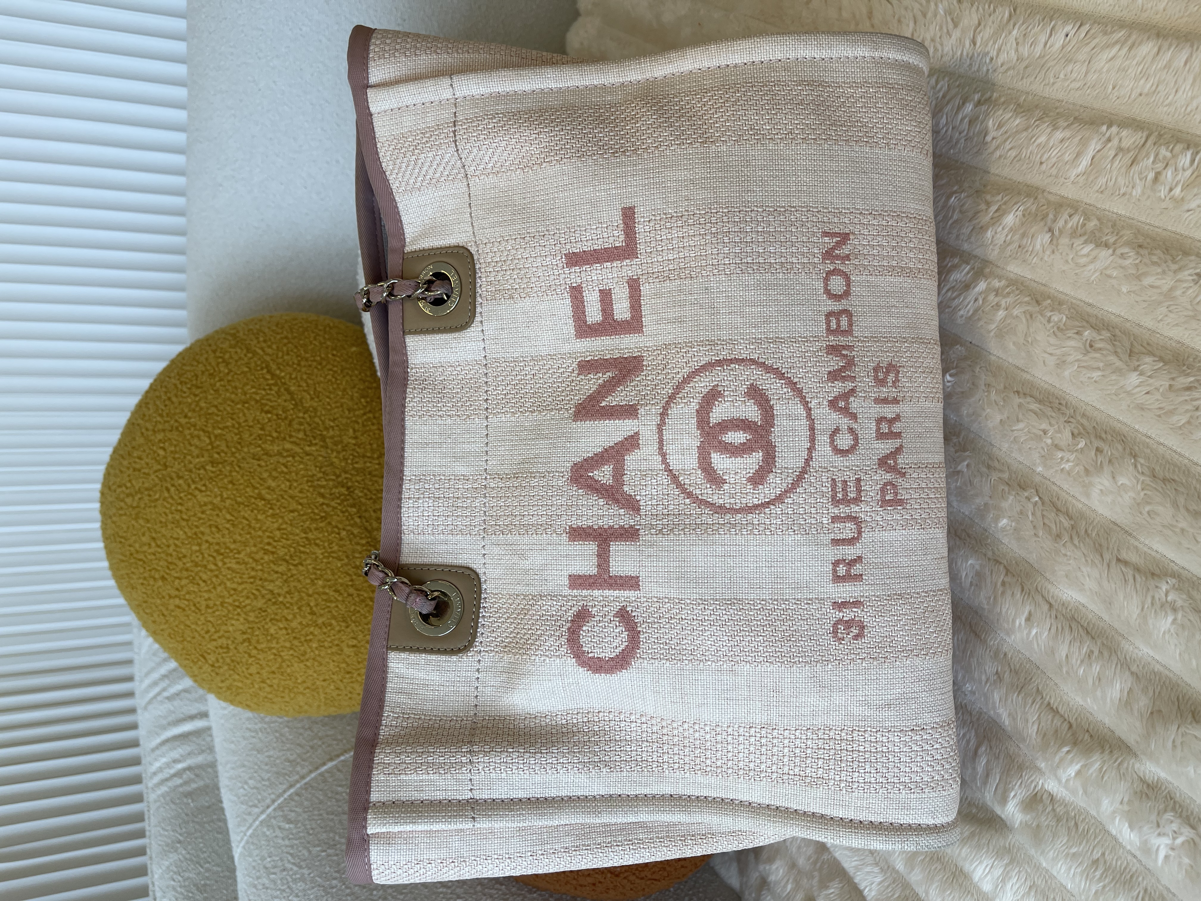 Pre-Owned CHANEL Shopping Tote Bag / Product Code: 2491501