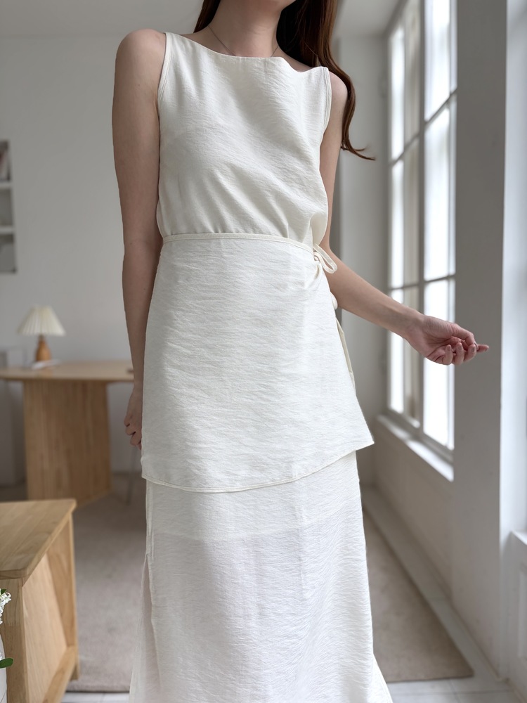 Boat Neck Layered Dress (Ivory)