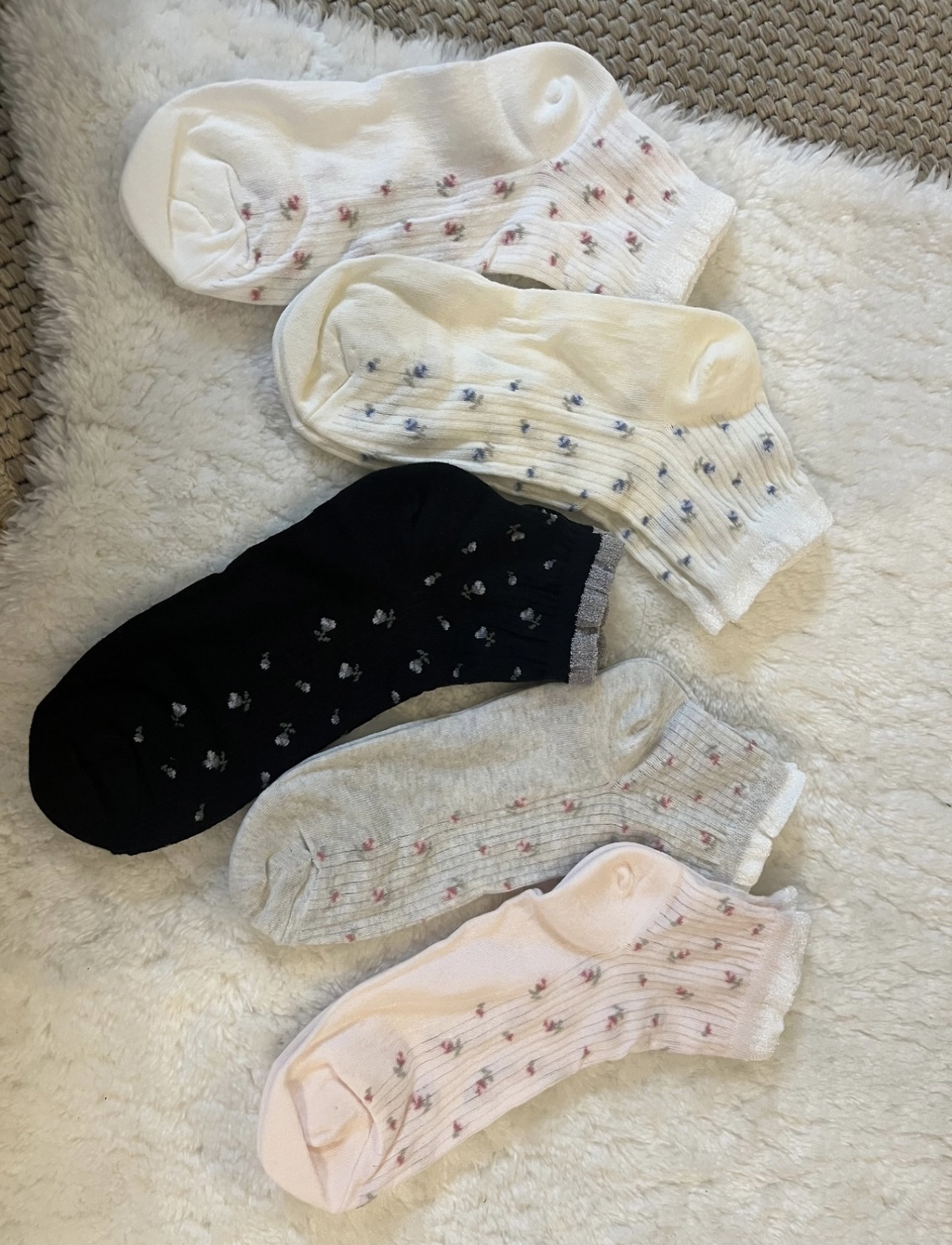 KKY Tint Flower Ribbed middle socks