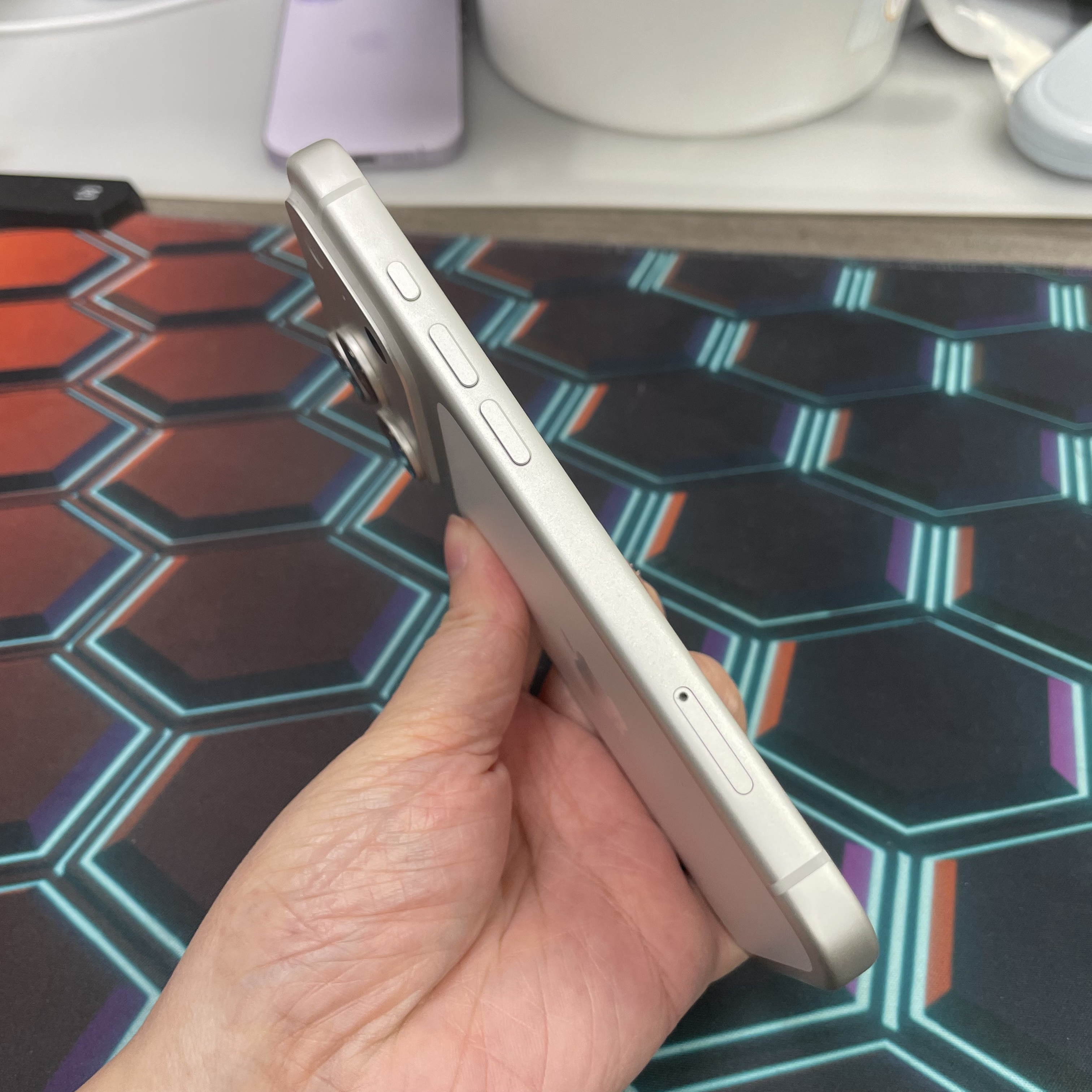 *8295 17 Pro 完美機 512GB 電91 銀色 sliver