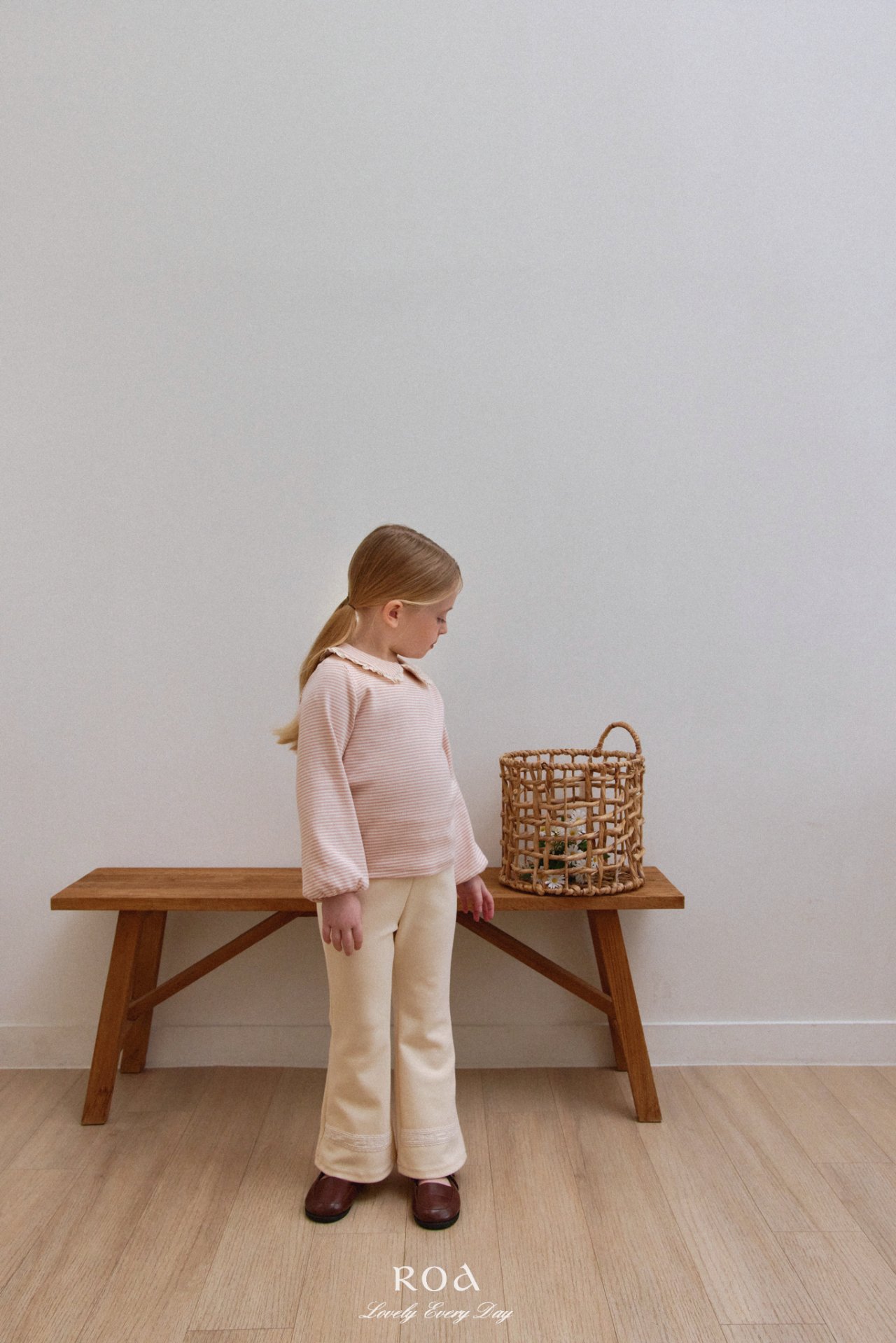 Lace 小喇叭長褲