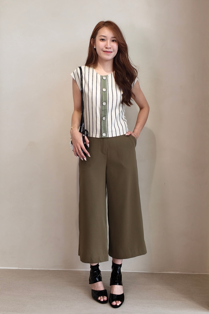 E8259BB Mila Striped Button Detail Crop Top