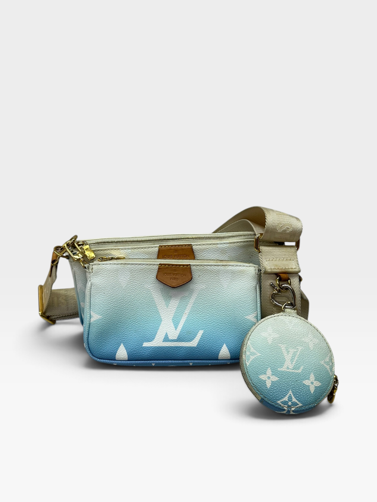 Pre-Owned LV Multi Pochette / Product Code: 092502